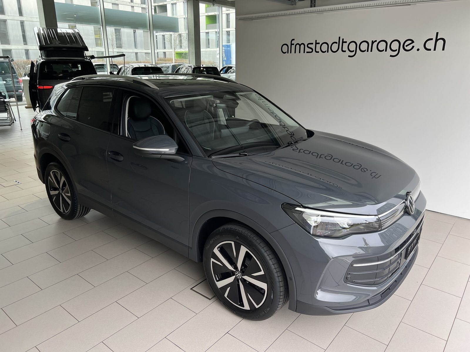 VW Tiguan Life UNITED, Petrol, New car, Automatic - 2