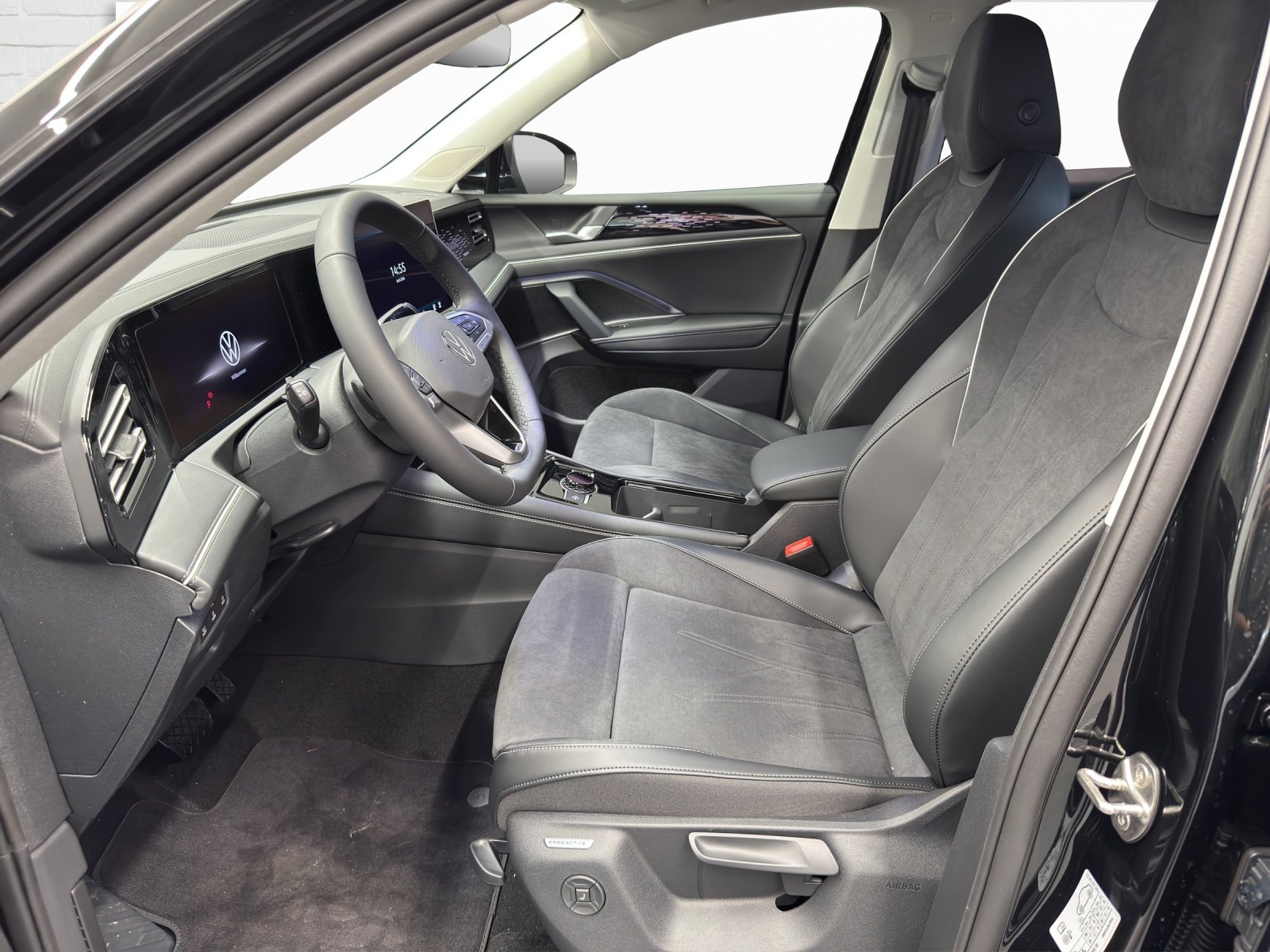 VW Tiguan 2.0 TDI SCR Elegance DSG 4motion, Diesel, Voiture nouvelle, Automatique - 7