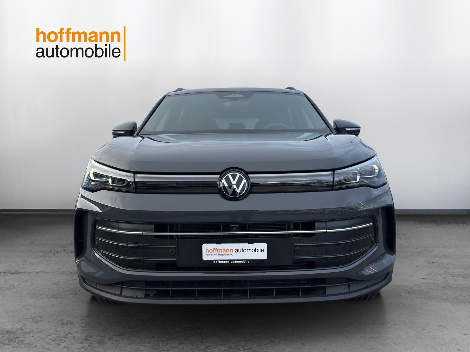VW Tiguan Life UNITED, Petrol, New car, Automatic - 2