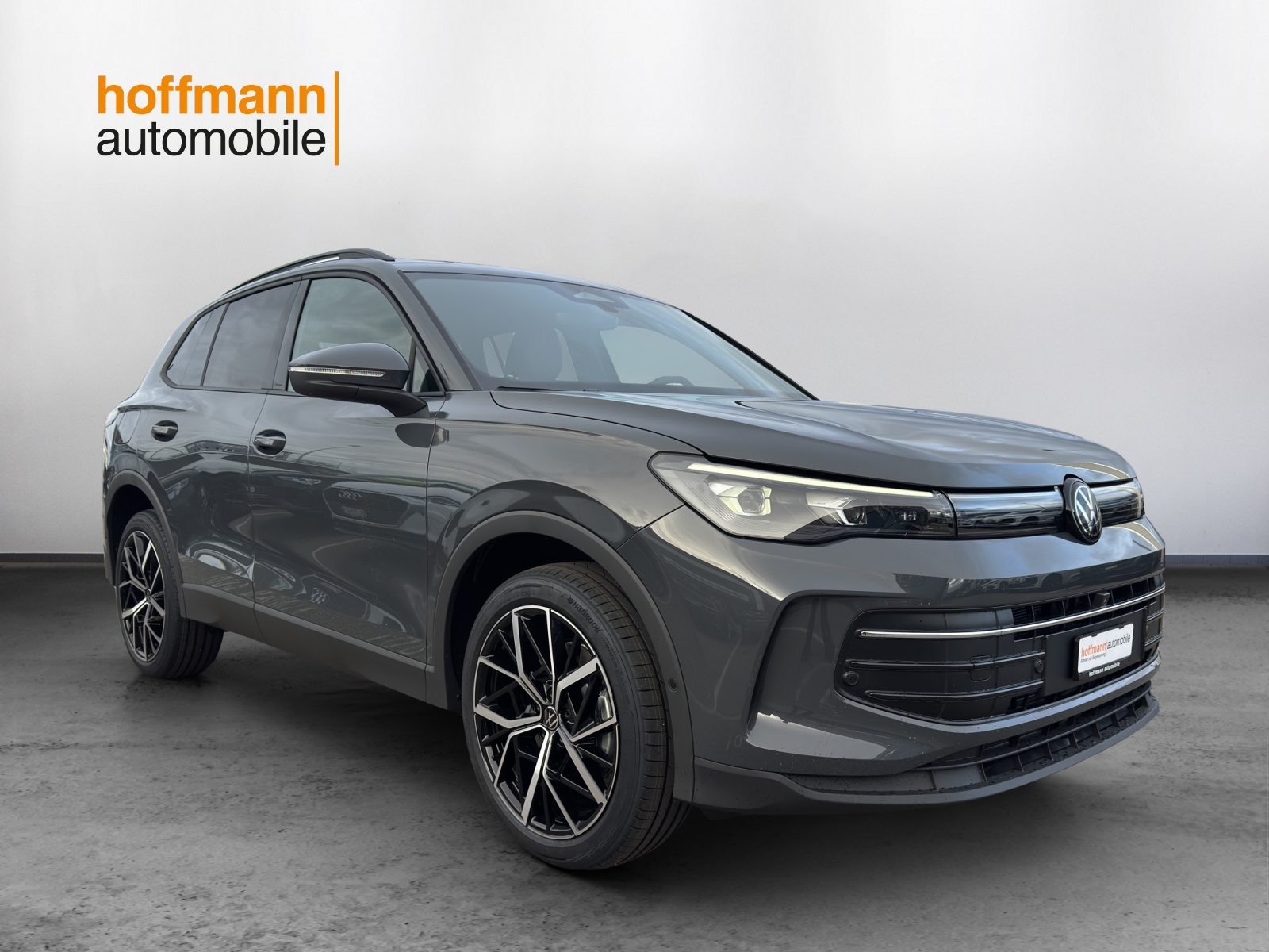 VW Tiguan Life UNITED, Petrol, New car, Automatic - 3