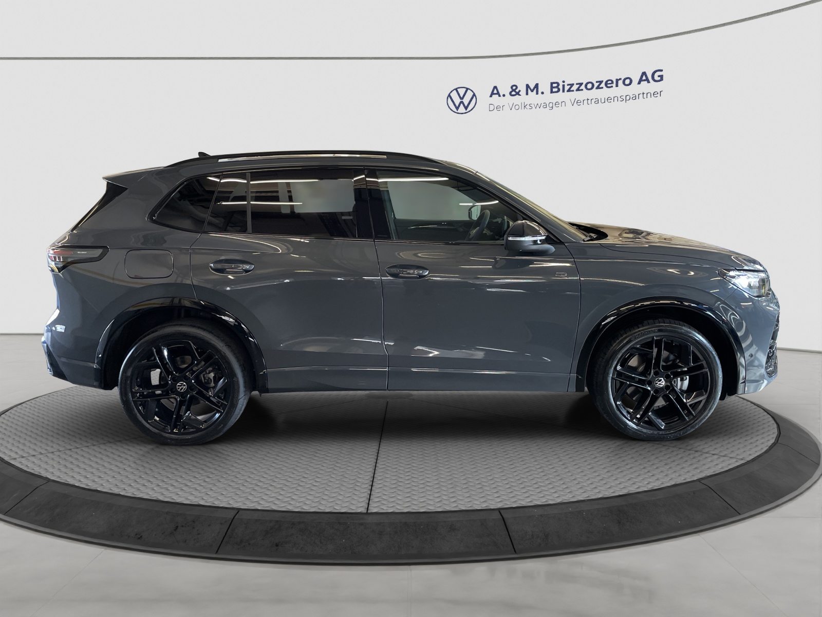 VW Tiguan R-Line, Benzina, Auto nuove, Automatico - 6