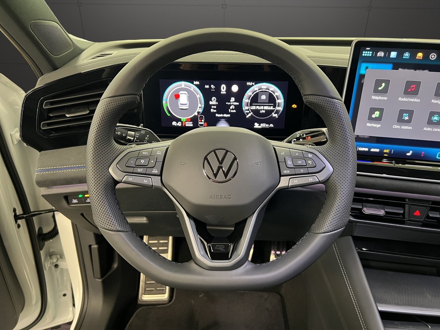 VW Tiguan 1.5 TSI evo2 eHybrid R-Line DSG, Hybride Rechargeable Essence/Électricité, Voiture nouvelle, Automatique - 7