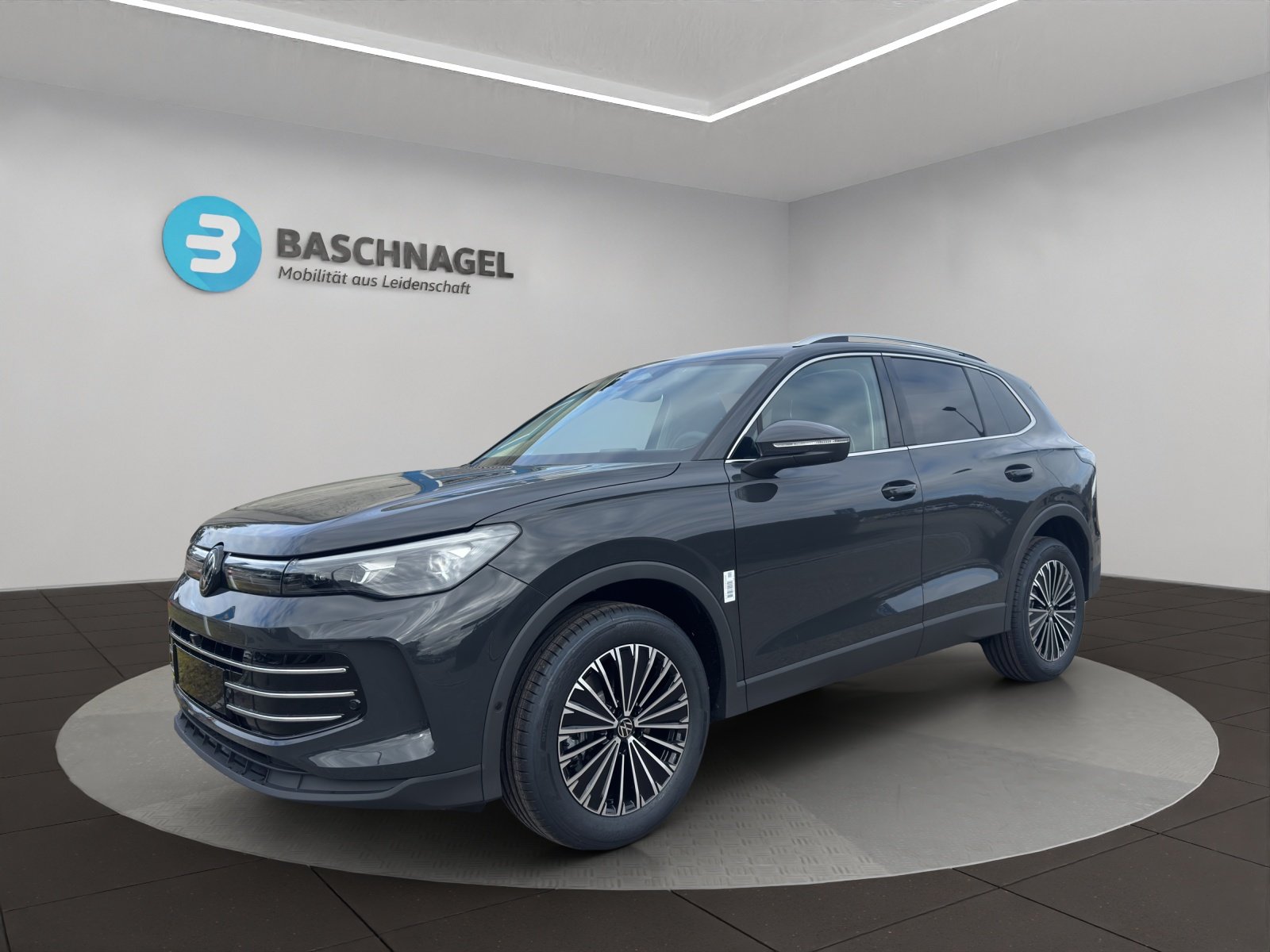 VW Tiguan Elegance