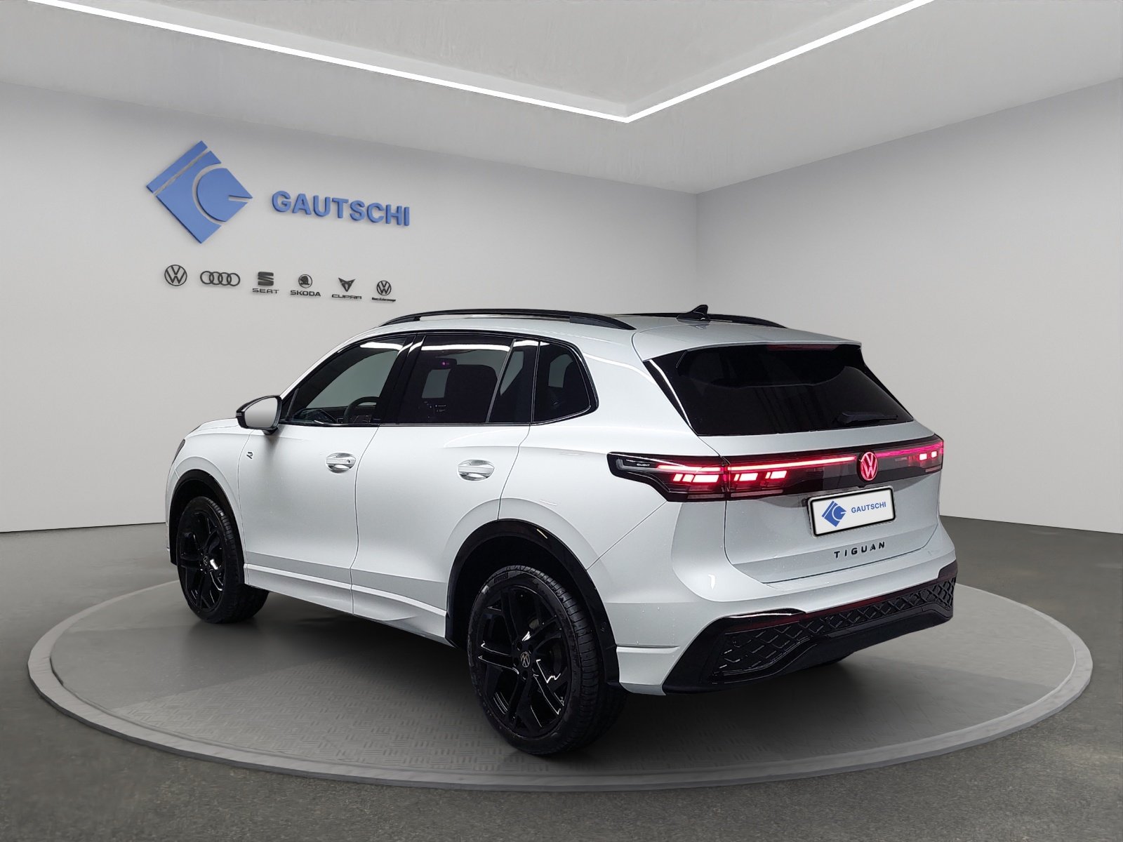 VW Tiguan 2.0 TDI SCR R-Line 4Motion DSG, Diesel, Neuwagen, Automatik - 3