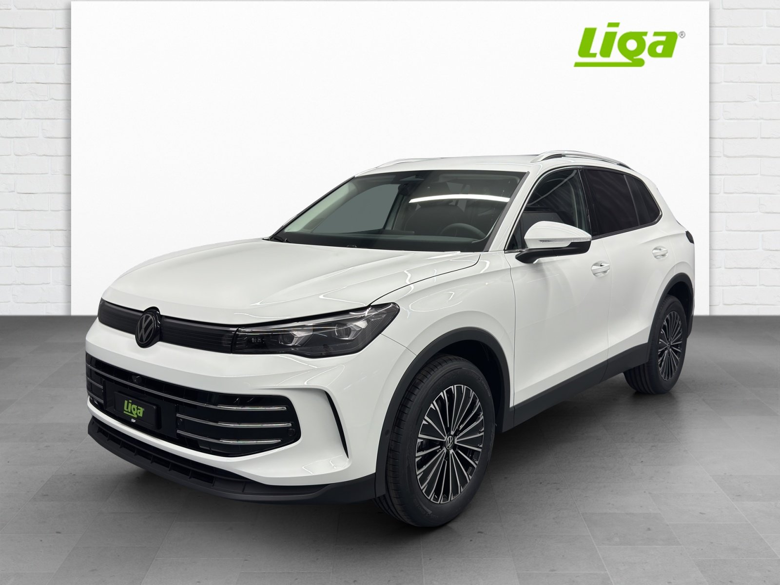 VW Tiguan 2.0 TDI SCR Elegance DSG 4motion, Diesel, New car, Automatic - 2
