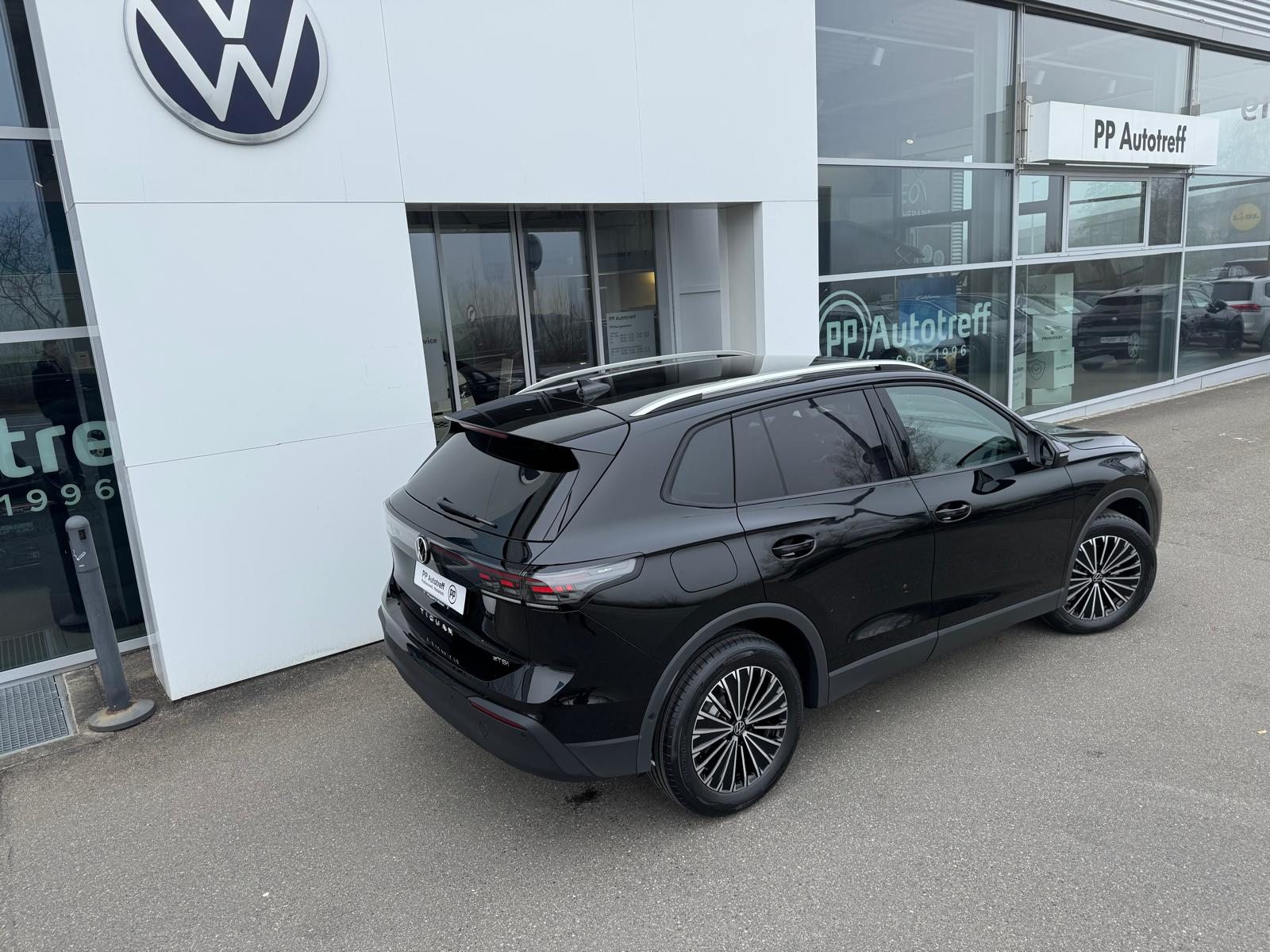 VW Tiguan UNITED, Benzina, Auto nuove, Automatico - 4