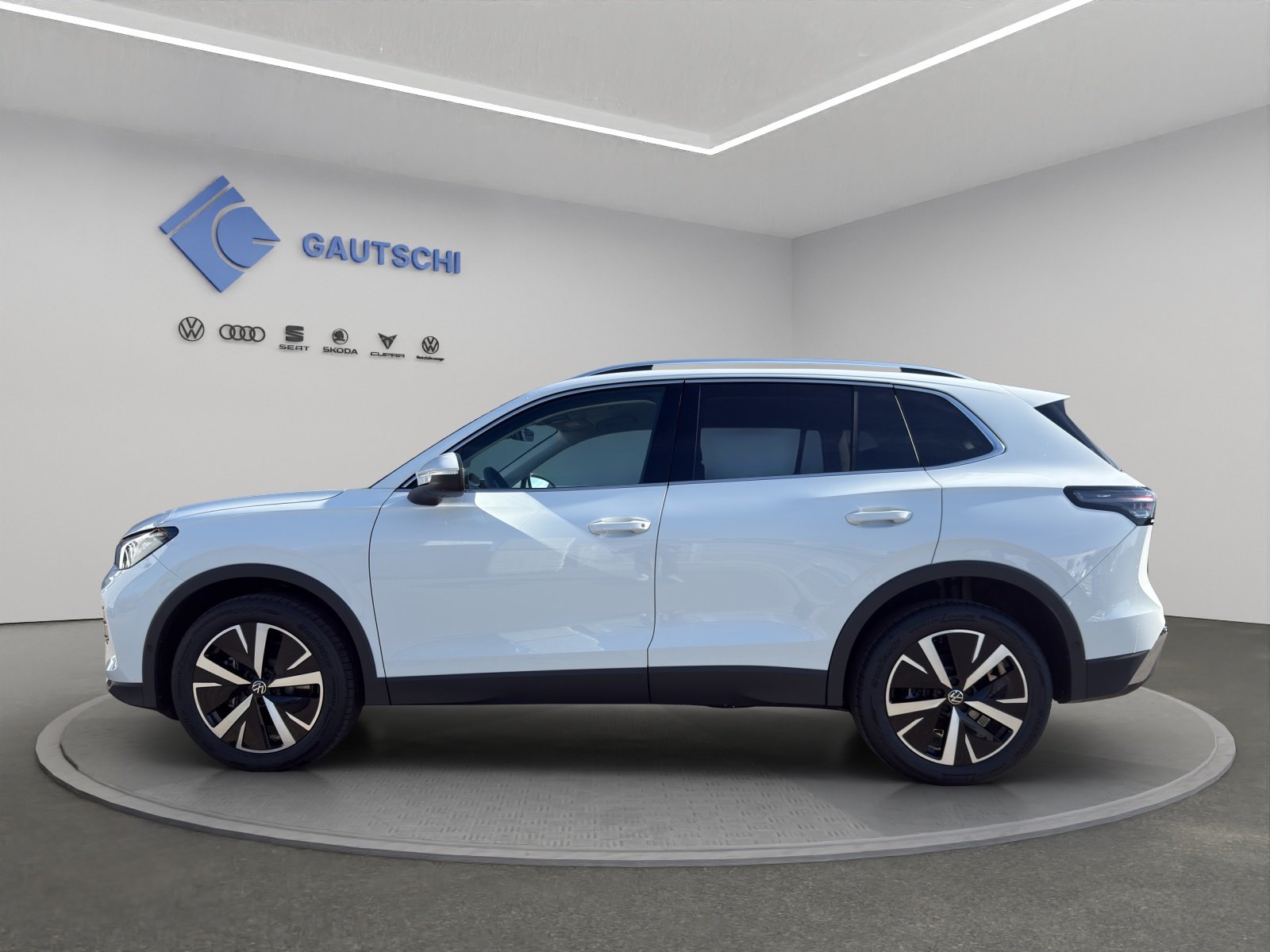 VW Tiguan 2.0 TDI SCR Elegance 4Motion DSG, Diesel, Neuwagen, Automatik - 2