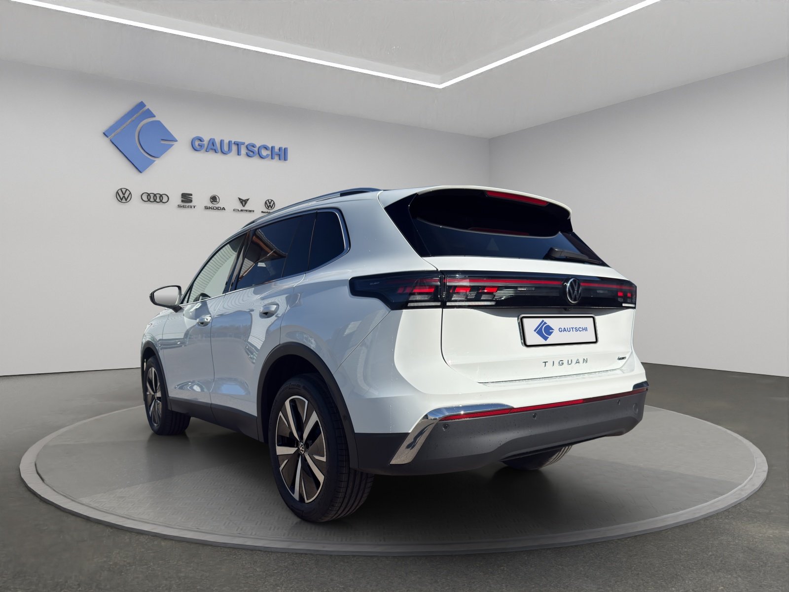 VW Tiguan 2.0 TDI SCR Elegance 4Motion DSG, Diesel, Neuwagen, Automatik - 3