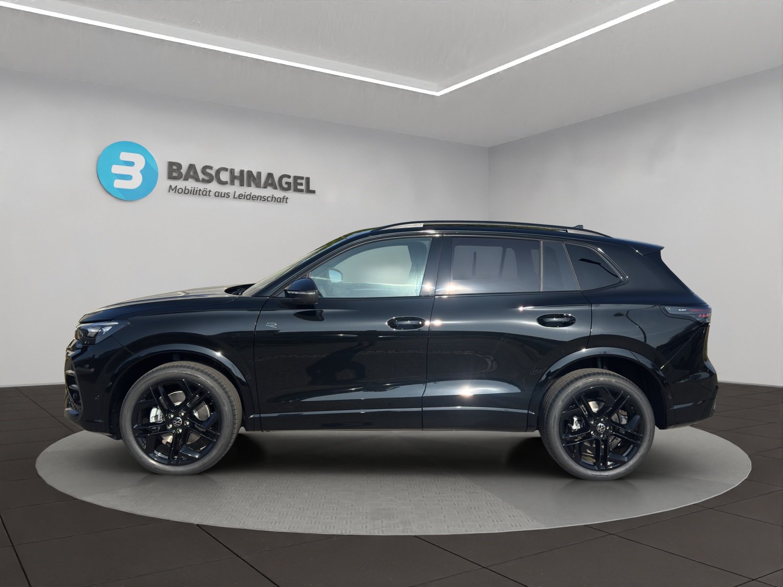 VW Tiguan R-Line, Diesel, Neuwagen, Automatik - 2