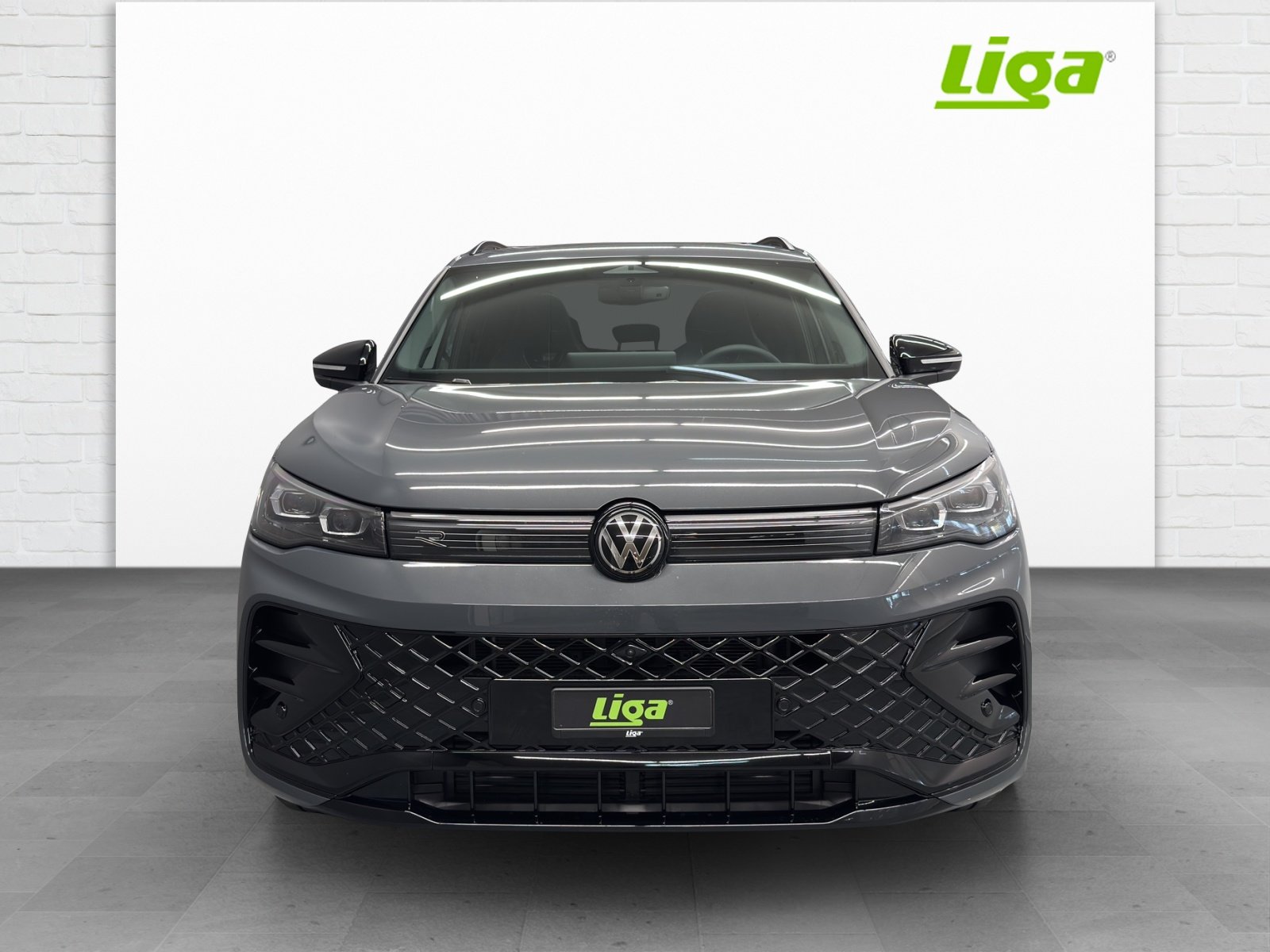 VW Tiguan 2.0 TDI SCR R-Line United DSG 4motion, Diesel, New car, Automatic - 3