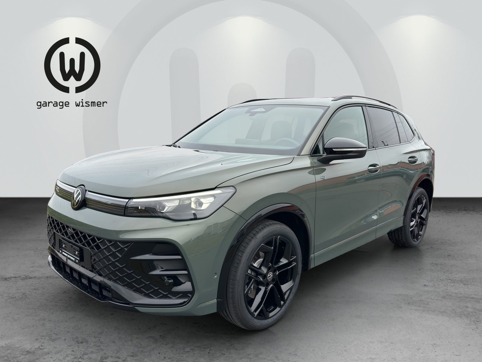 VW Tiguan R-Line