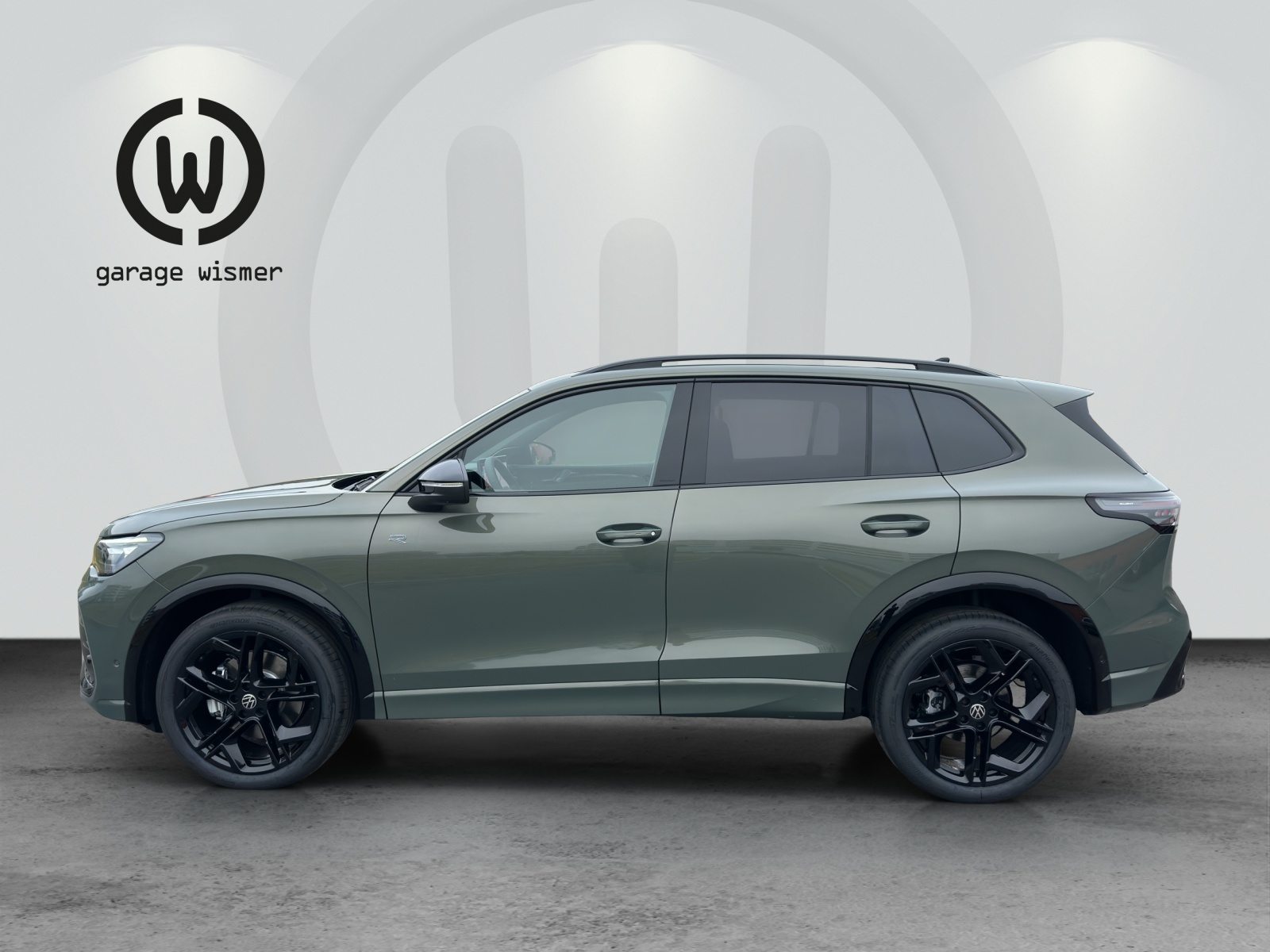 VW Tiguan R-Line, Petrol, New car, Automatic - 2