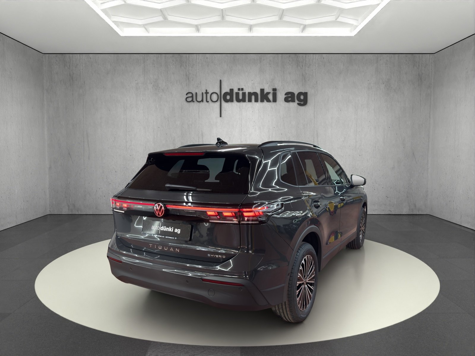 VW Tiguan 1.5 TSI evo2 eHybrid Life DSG, Hybride Rechargeable Essence/Électricité, Voiture nouvelle, Automatique - 4