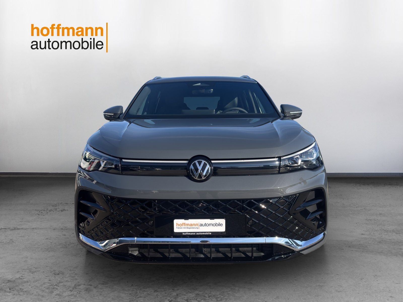 VW Tiguan R-Line UNITED, Essence, Voiture nouvelle, Automatique - 2