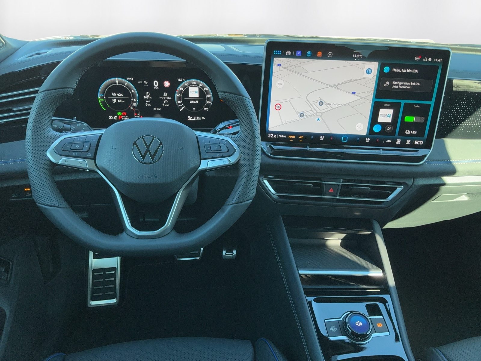 VW Tiguan R-Line UNITED, Hybride Intégral Essence/Électricité, Voiture nouvelle, Automatique - 7