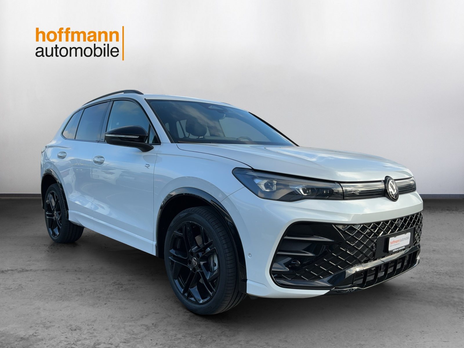 VW Tiguan R-Line UNITED, Benzina, Auto nuove, Automatico - 3