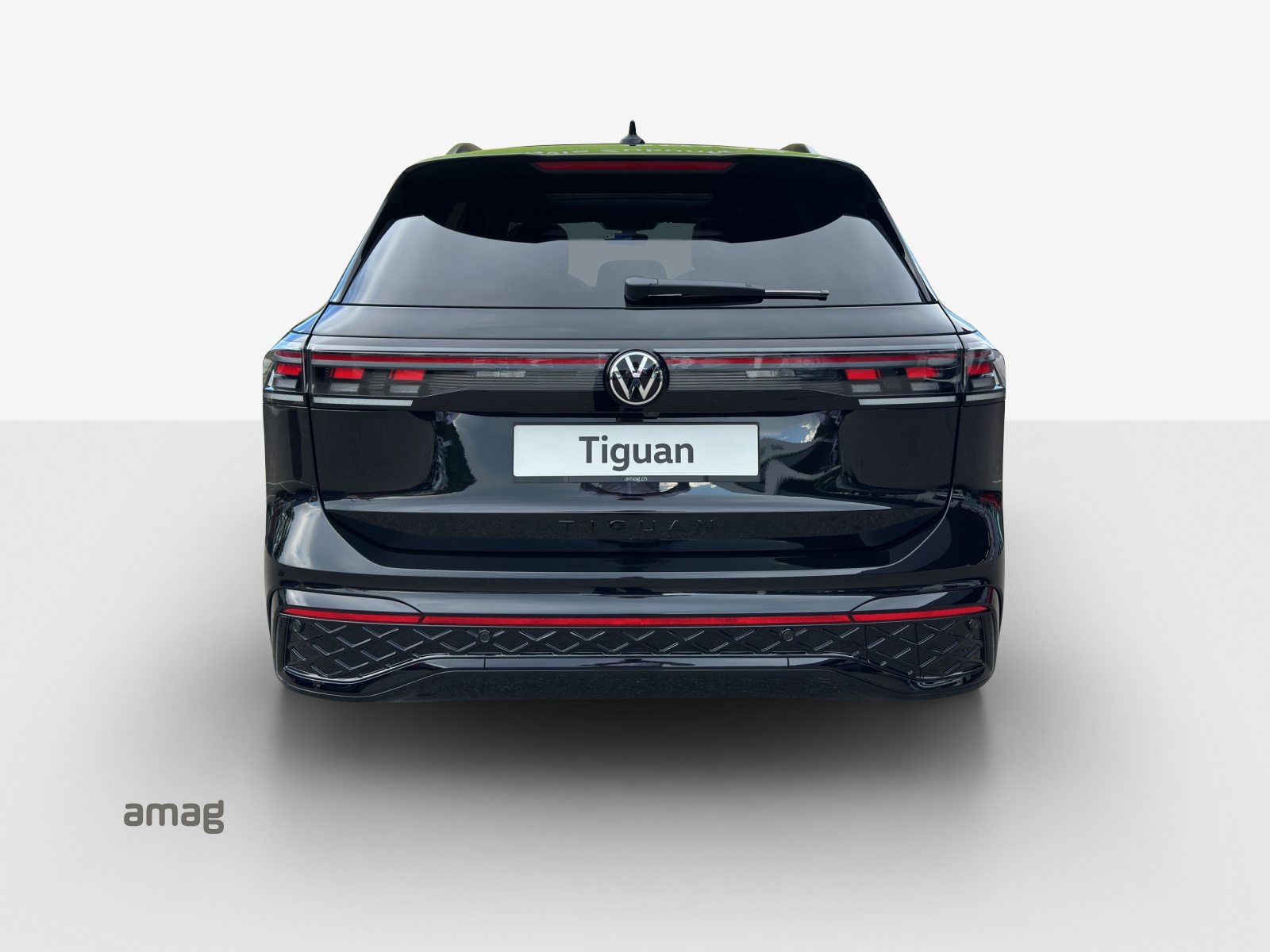 VW Tiguan R-Line, Full-Hybrid Petrol/Electric, New car, Automatic - 4