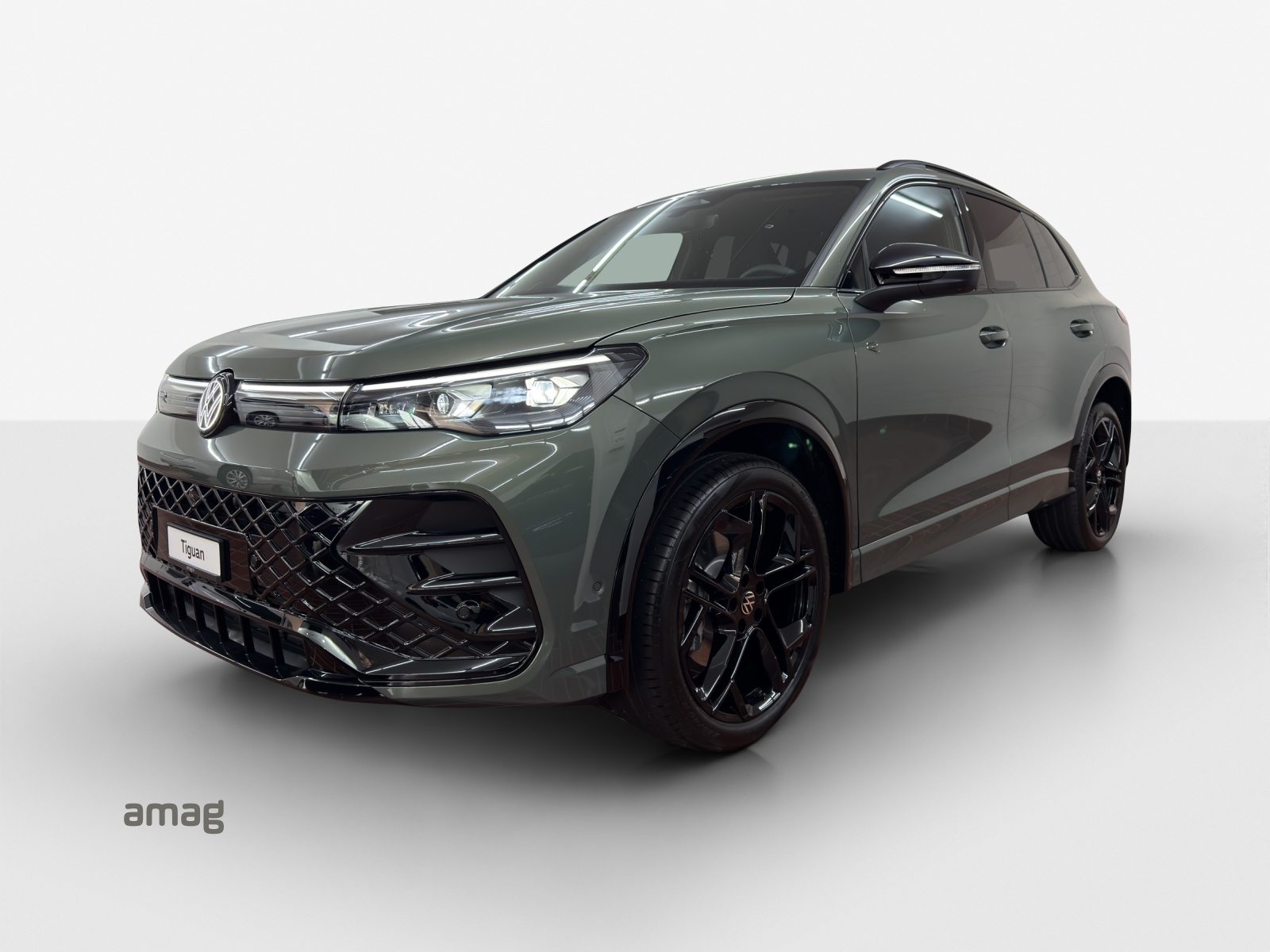 VW Tiguan R-Line