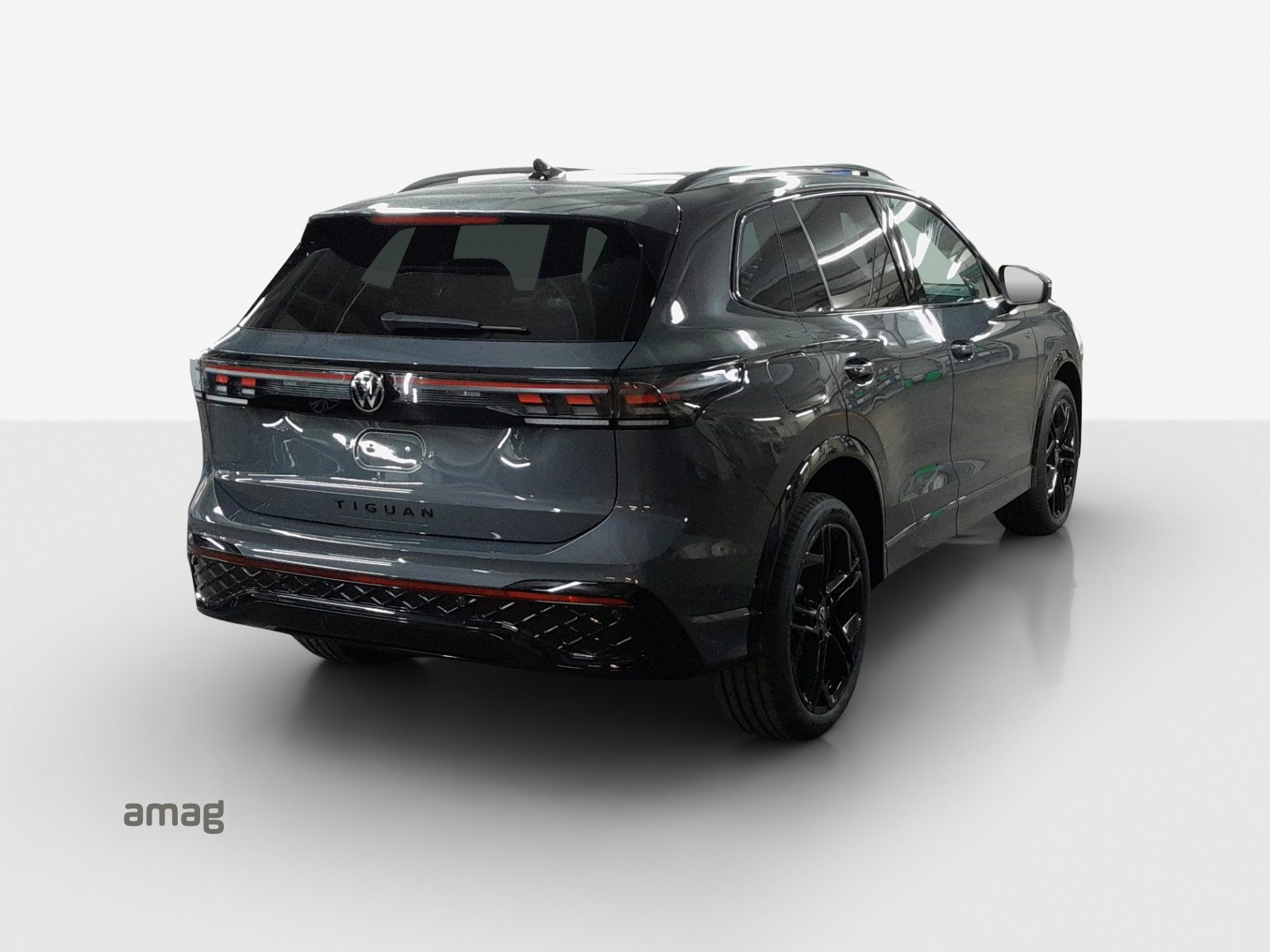 VW Tiguan R-Line, Diesel, New car, Automatic - 5