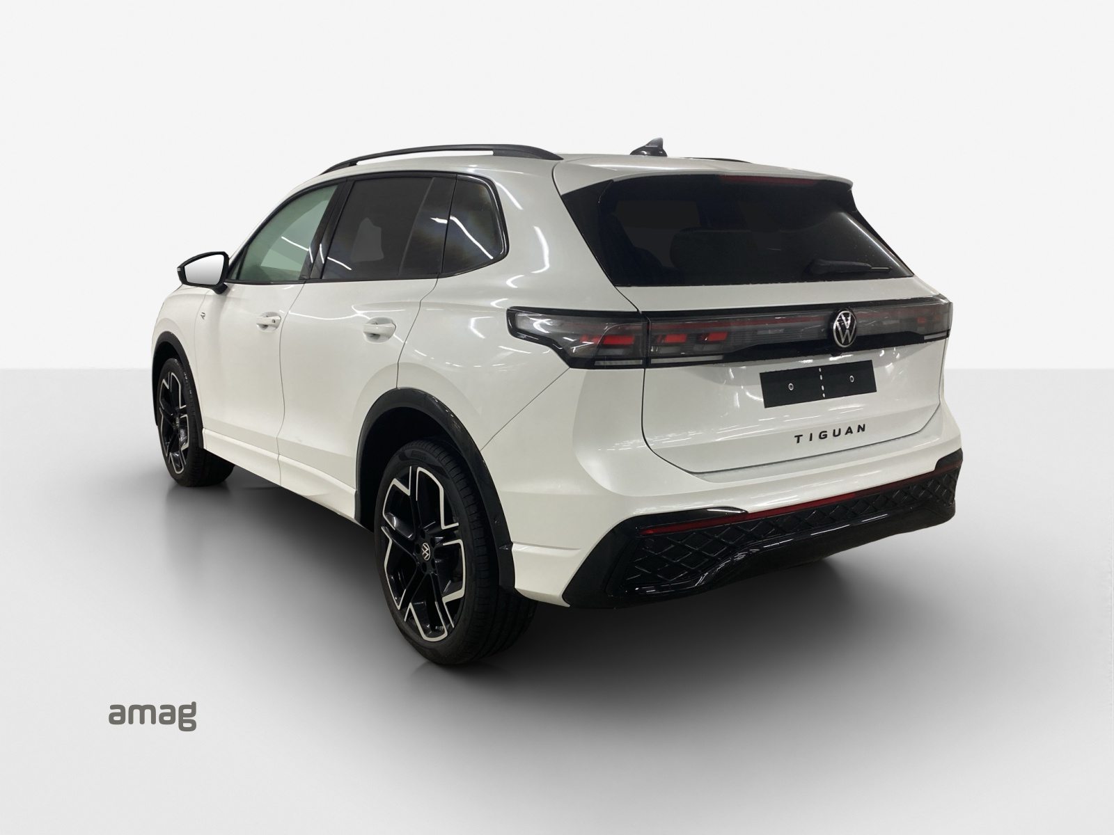 VW Tiguan R-Line, Benzin, Neuwagen, Automatik - 3