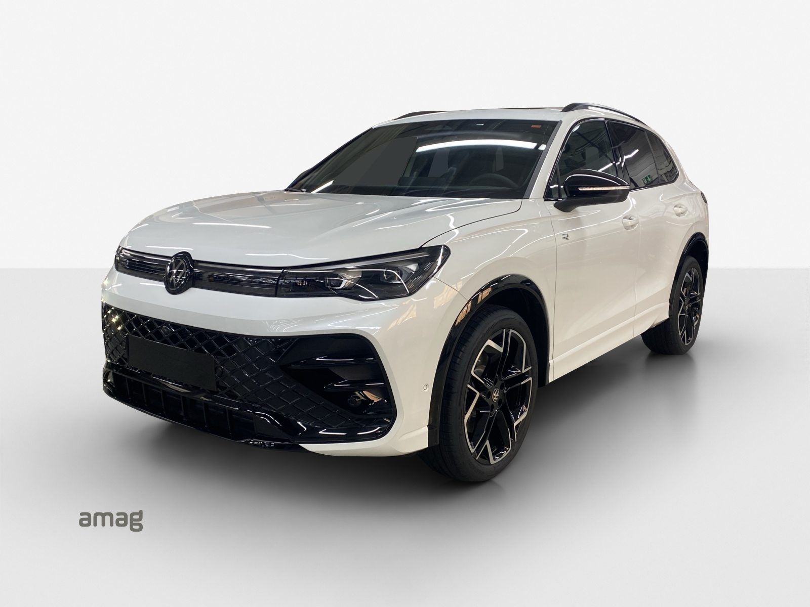 VW Tiguan R-Line