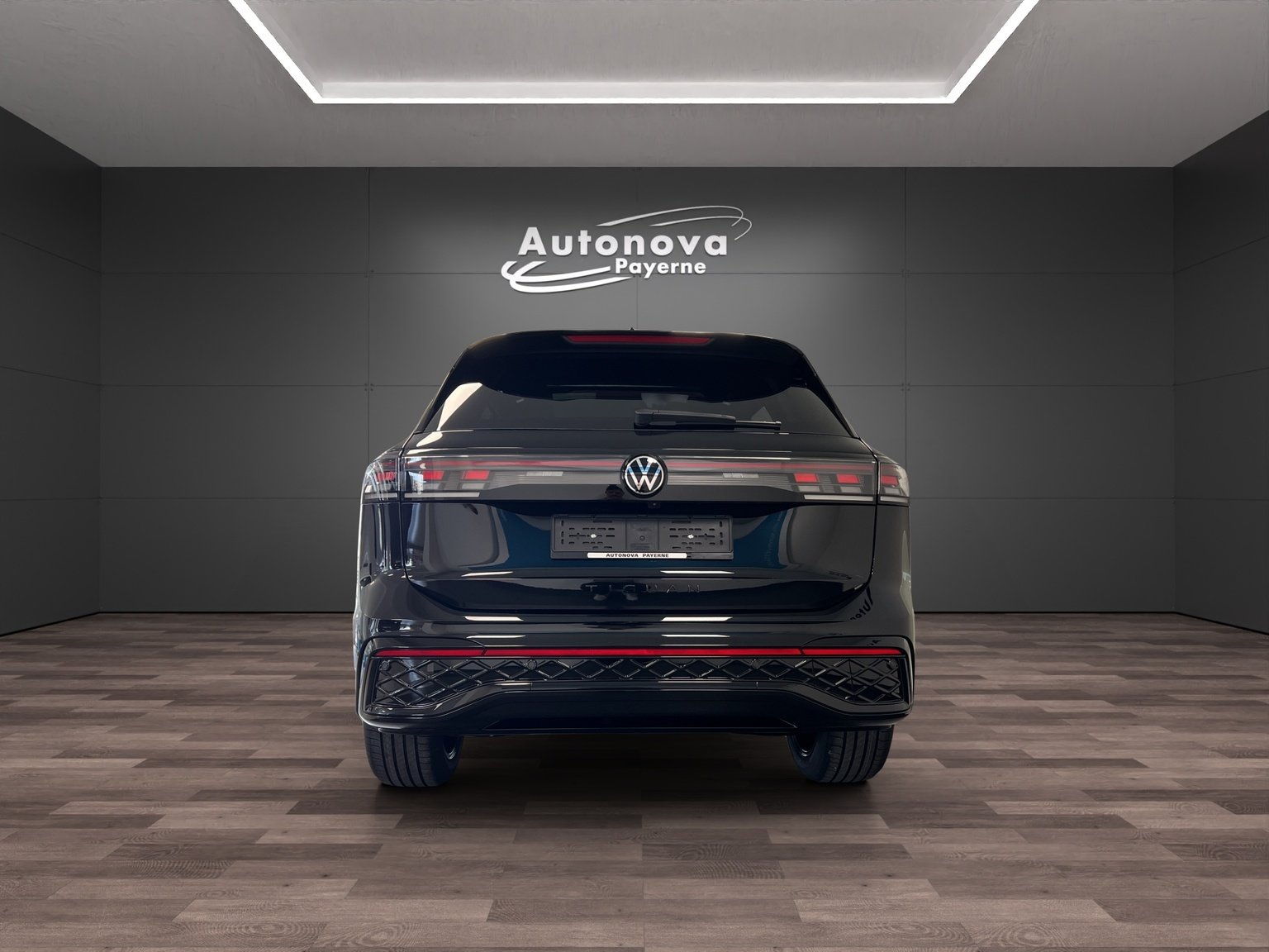 VW Tiguan 2.0 TSI DSG R-Line 4Motion, Essence, Voiture nouvelle, Automatique - 5