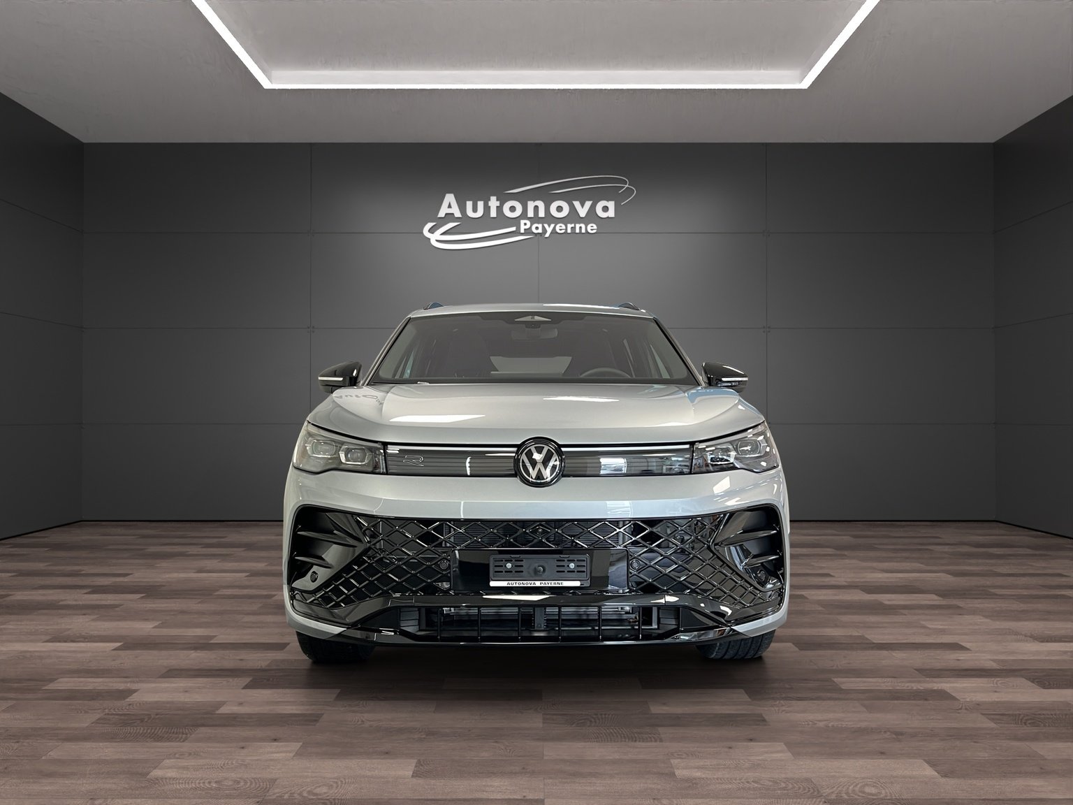 VW Tiguan 1.5 TSI evo2 eHybrid R-Line DSG, Plug-in-Hybrid Benzin/Elektro, Neuwagen, Automatik - 2