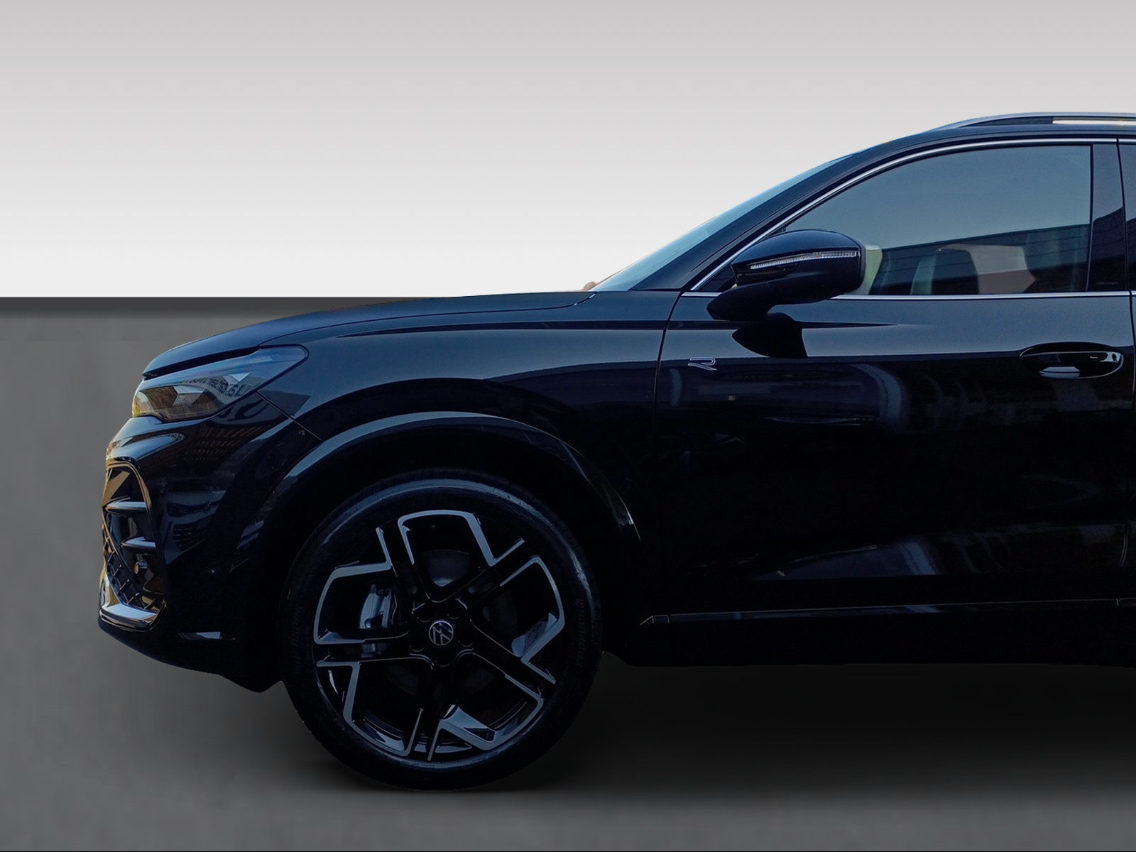 VW Tiguan R-Line, Benzin, Neuwagen, Automatik - 4