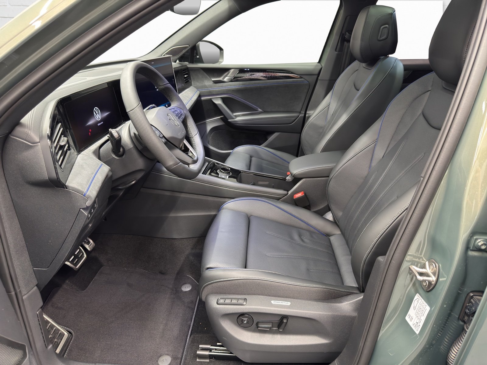 VW Tiguan 2.0 TSI R-Line Plus DSG 4motion, Benzin, Neuwagen, Automatik - 7