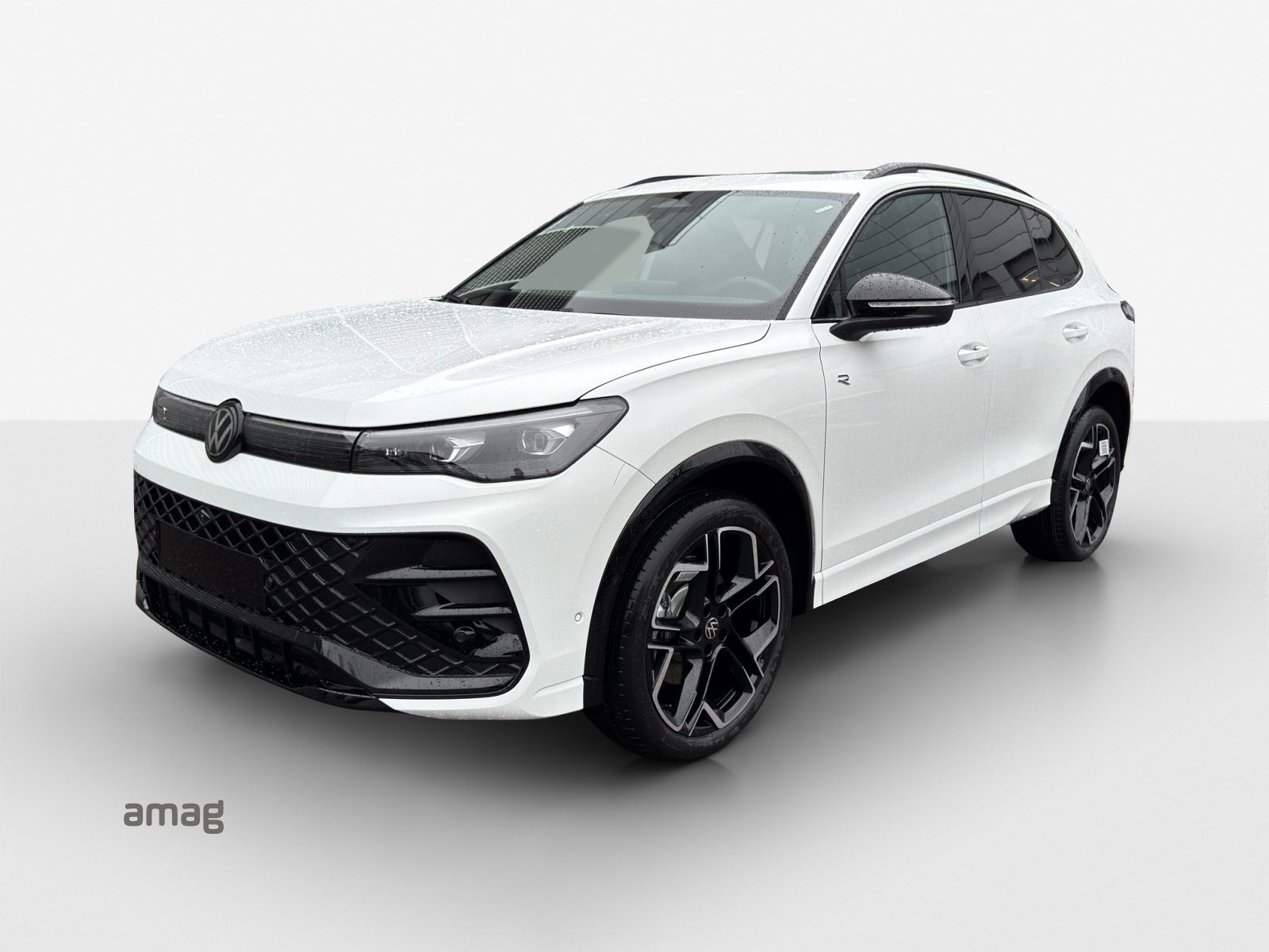 VW Tiguan R-Line