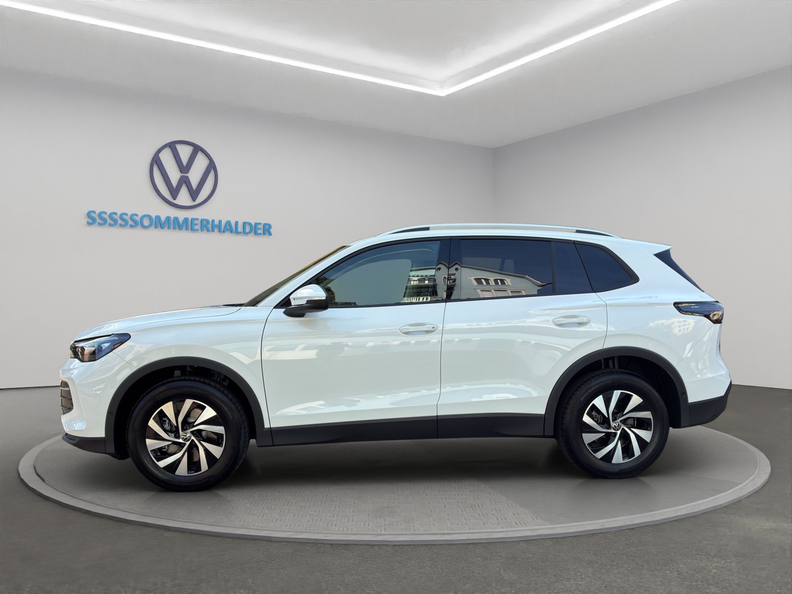 VW Tiguan Life UNITED, Benzin, Neuwagen, Automatik - 2