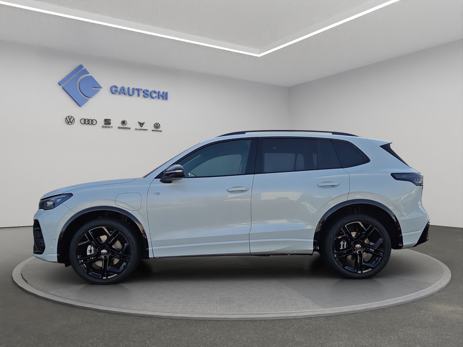 VW Tiguan 1.5 TSI evo2 eHybrid R-Line DSG, Plug-in-Hybrid Benzina/Elettrica, Auto nuove, Automatico - 2