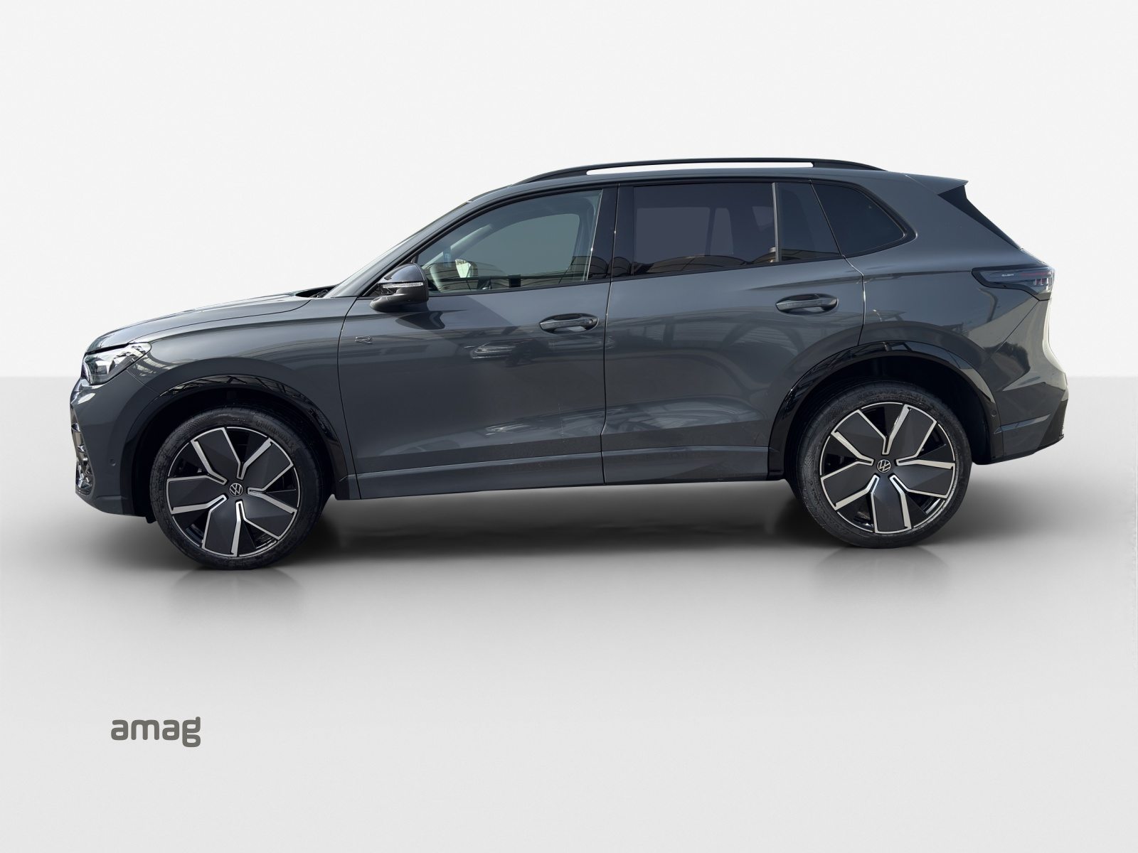VW Tiguan R-Line, Benzin, Neuwagen, Automatik - 2