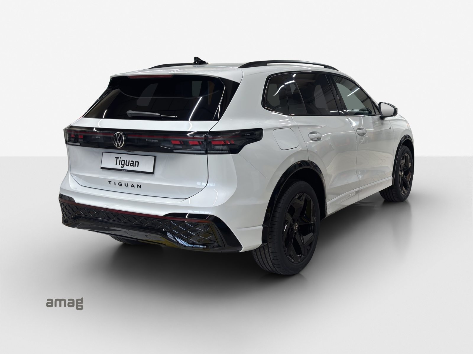 VW Tiguan R-Line, Benzin, Neuwagen, Automatik - 5