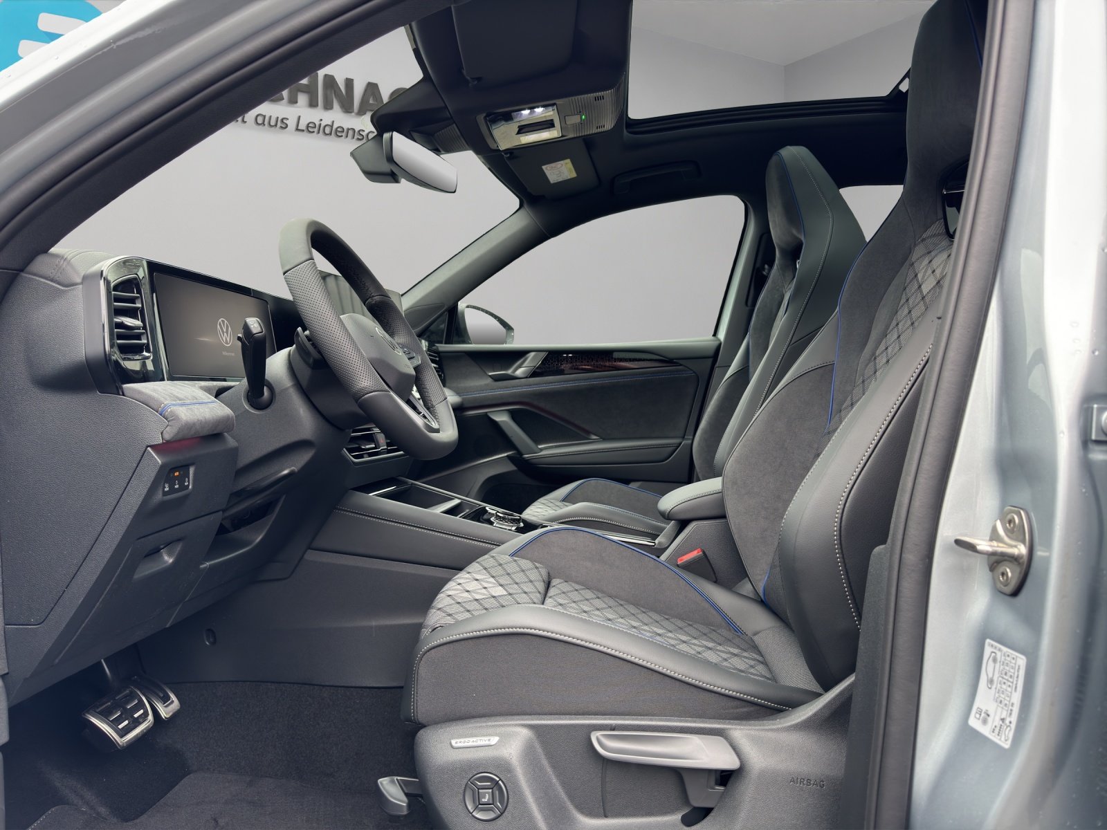 VW Tiguan 2.0 TDI SCR R-Line 4Motion DSG, Diesel, Voiture nouvelle, Automatique - 4