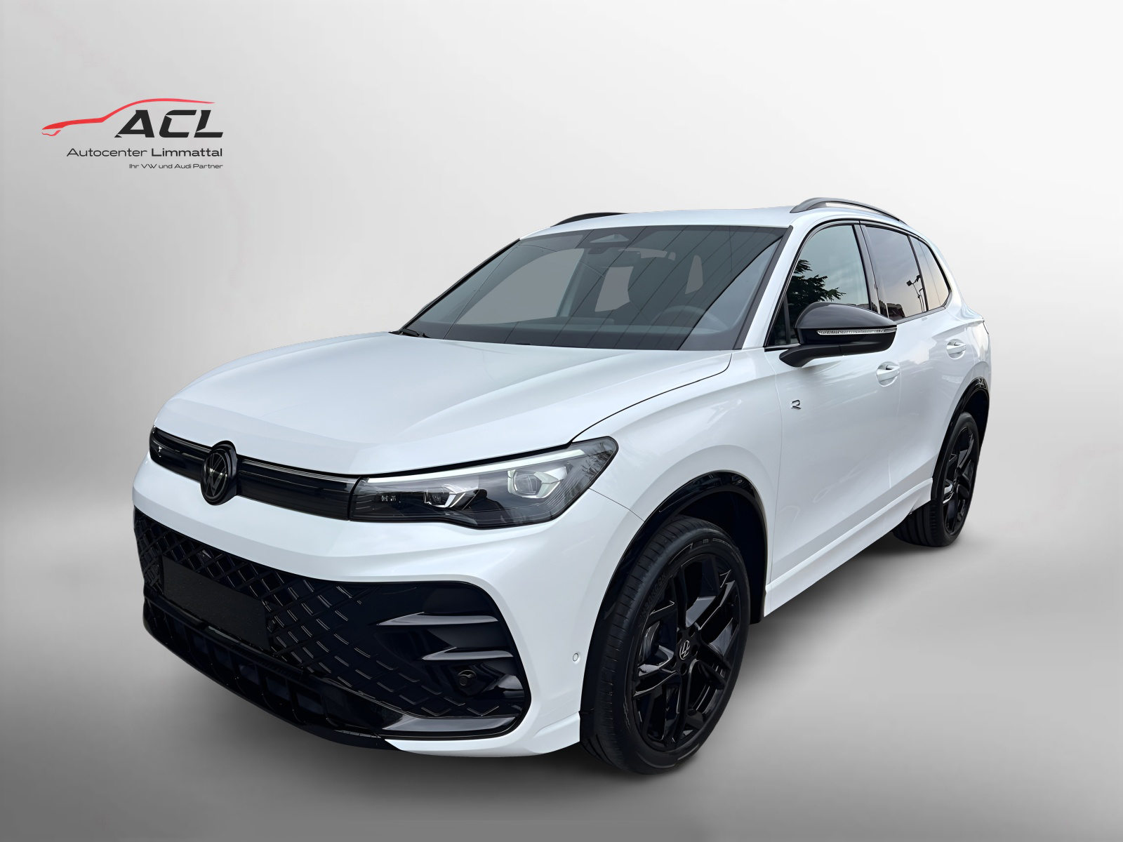 VW Tiguan R-Line