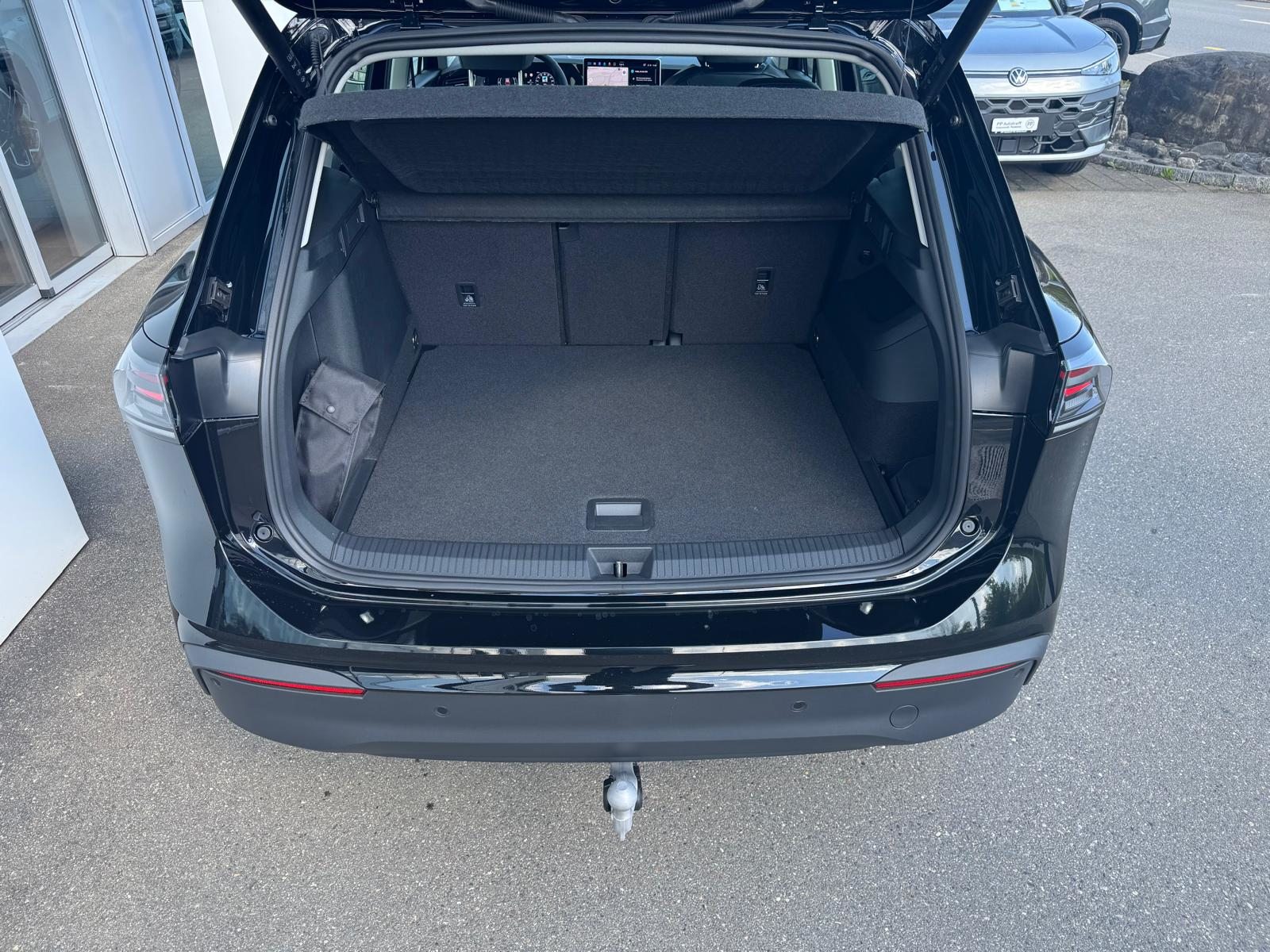 VW Tiguan Life, Full-Hybrid Petrol/Electric, New car, Automatic - 5