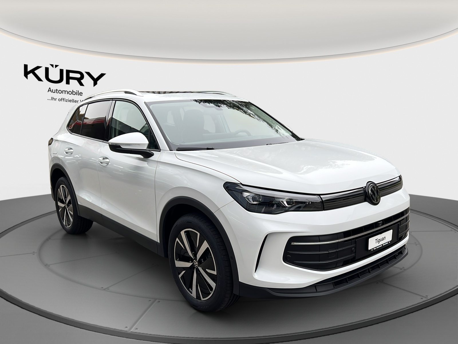 VW Tiguan UNITED, Petrol, New car, Automatic - 3