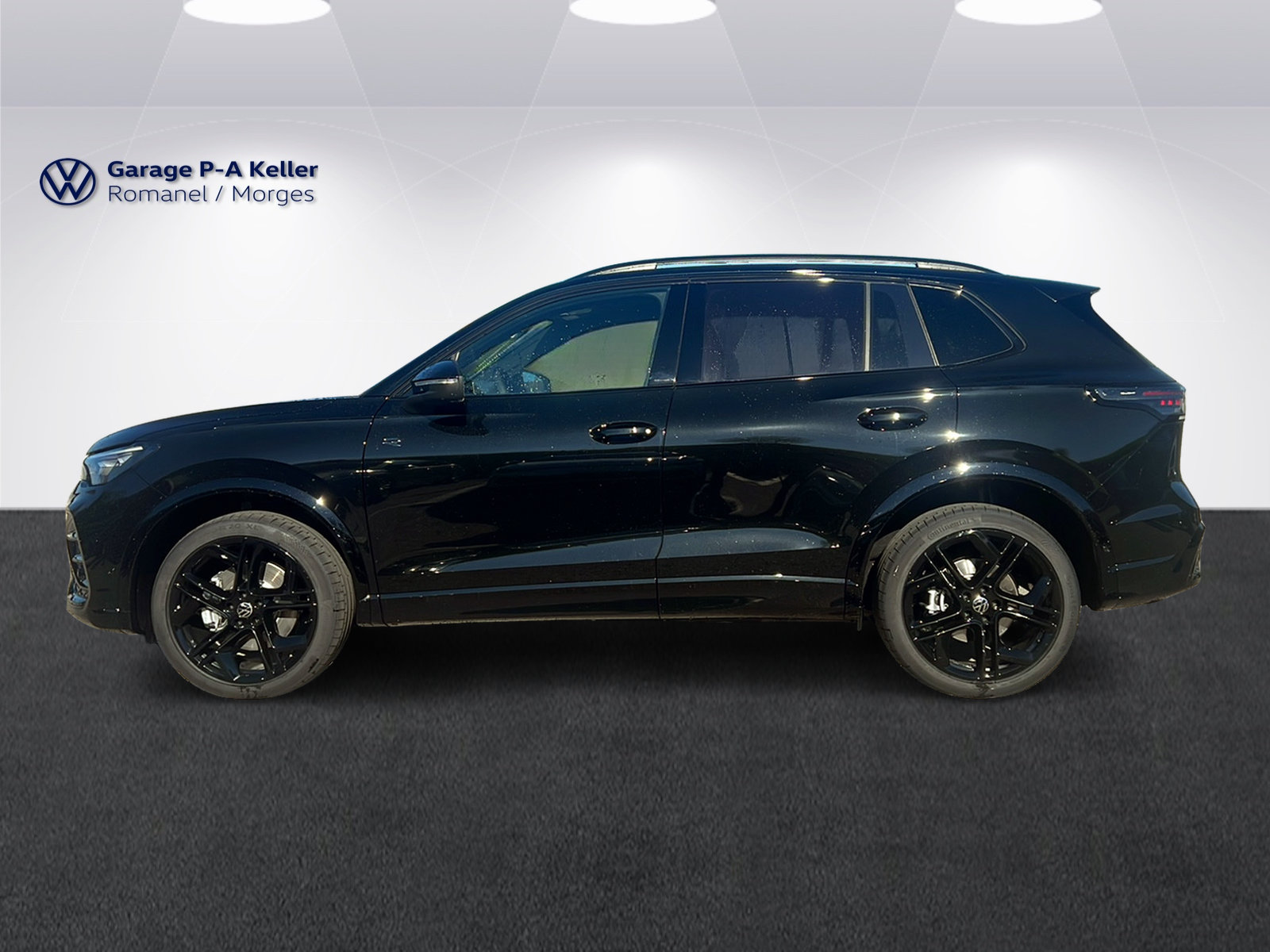 VW Tiguan 2.0 TSI DSG R-Line 4Motion, Petrol, New car, Automatic - 2