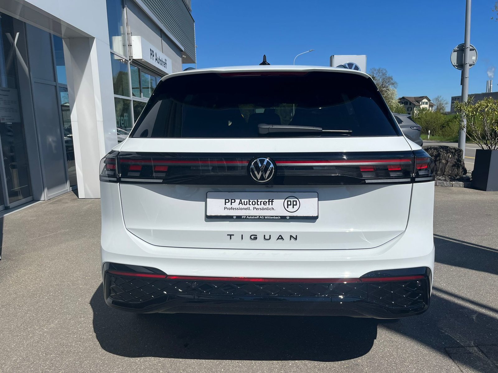 VW Tiguan R-Line, Diesel, Voiture nouvelle, Automatique - 4