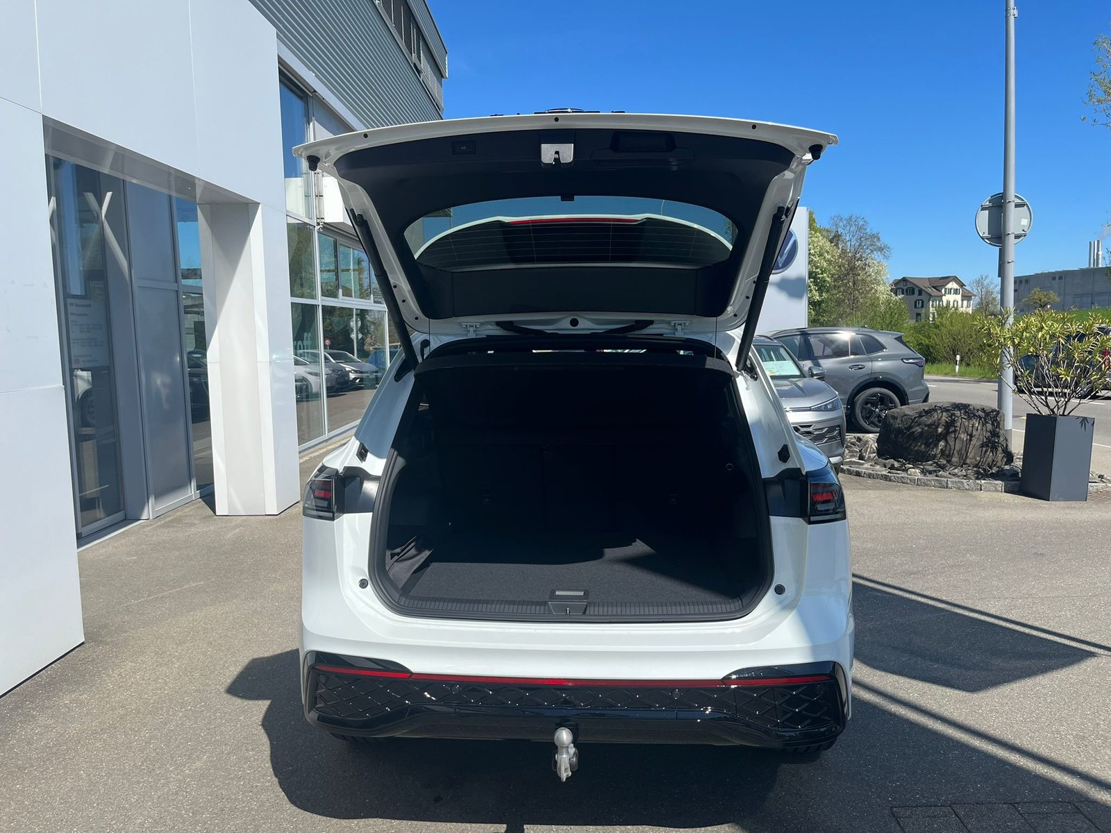 VW Tiguan R-Line, Diesel, Voiture nouvelle, Automatique - 5