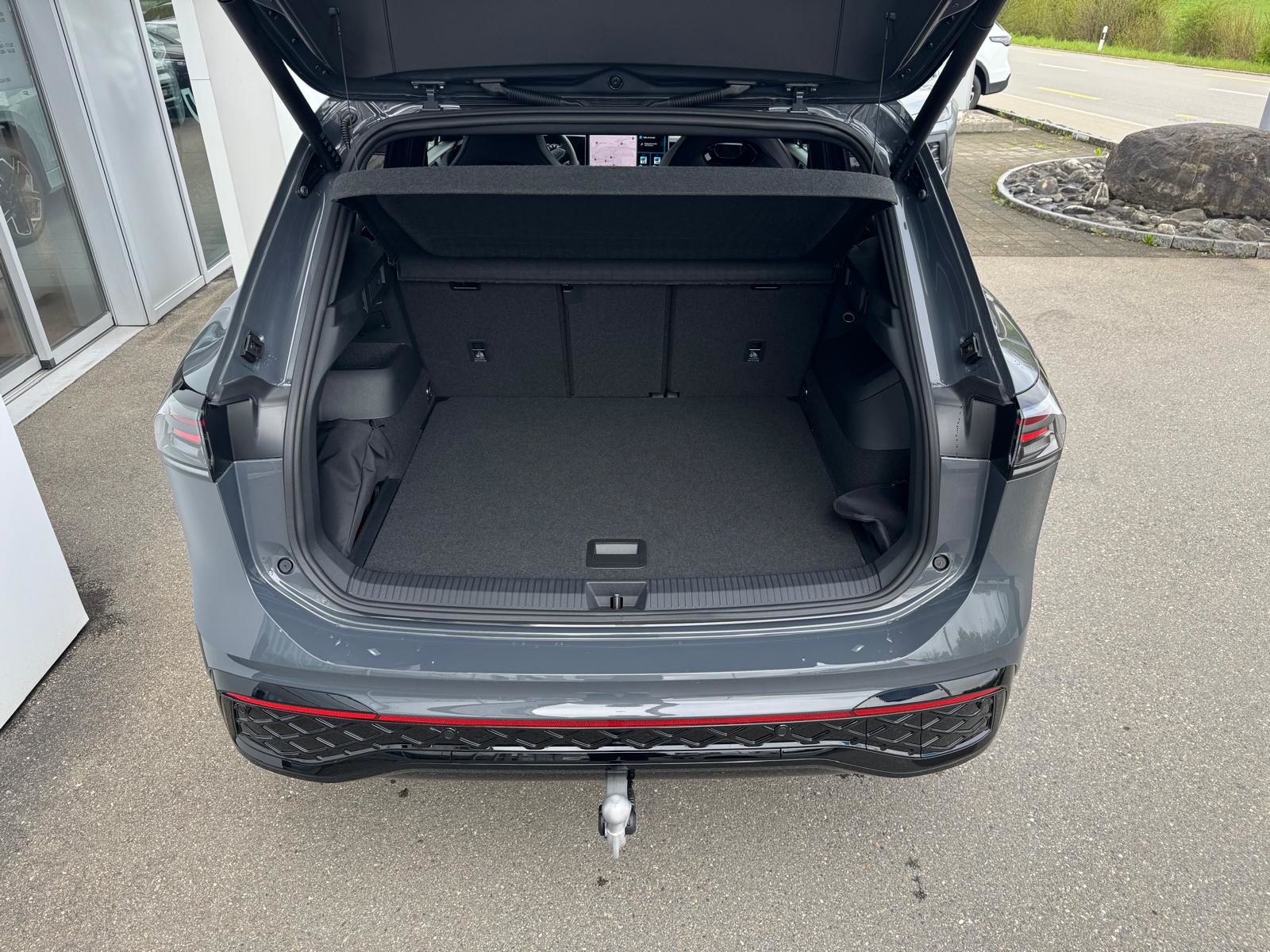 VW Tiguan R-Line, Benzina, Auto nuove, Automatico - 5