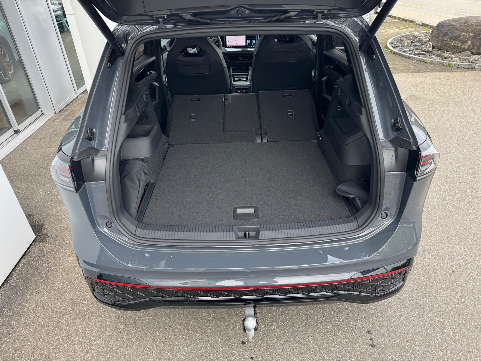 VW Tiguan R-Line, Benzina, Auto nuove, Automatico - 6