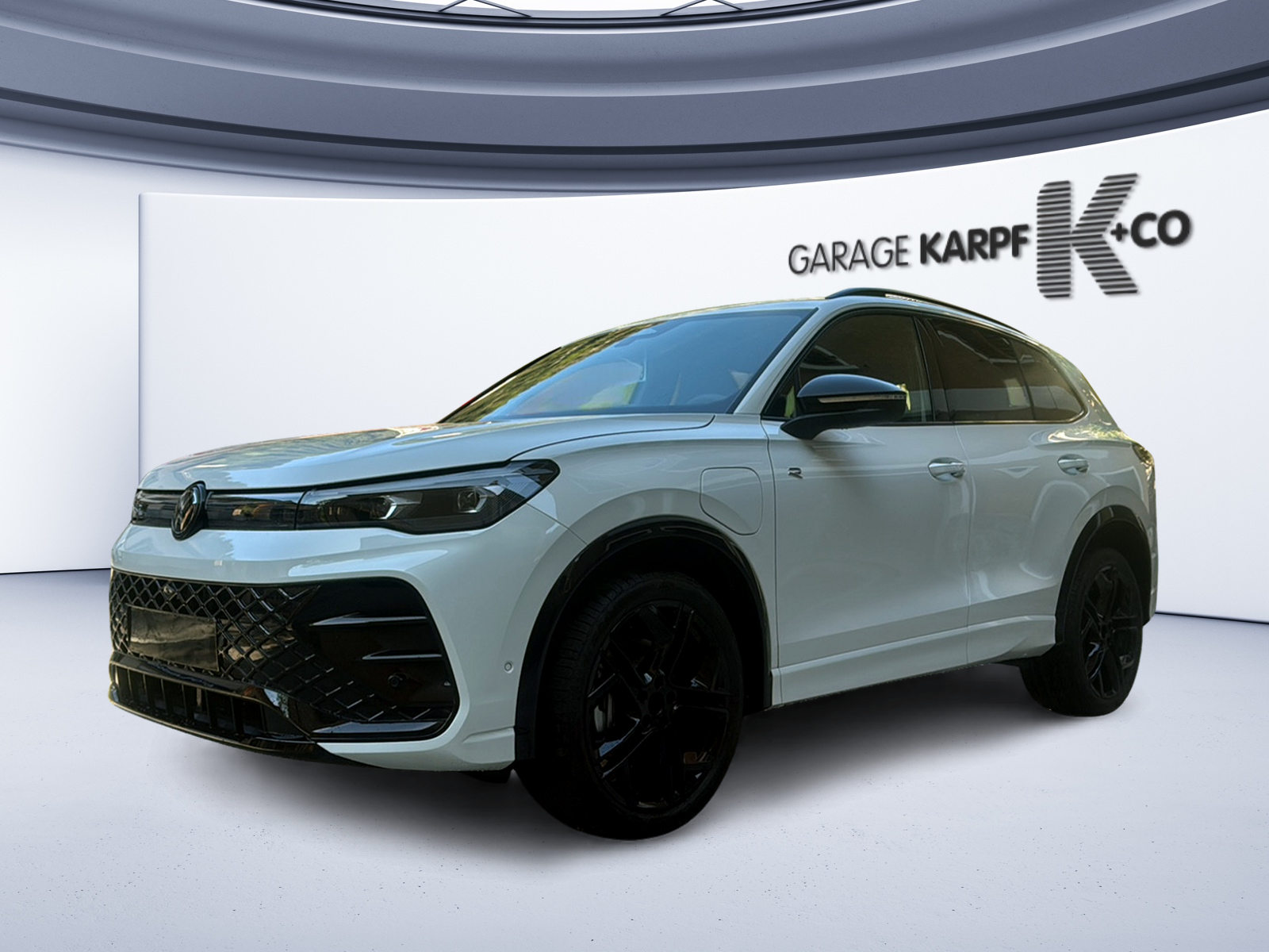VW Tiguan R-Line