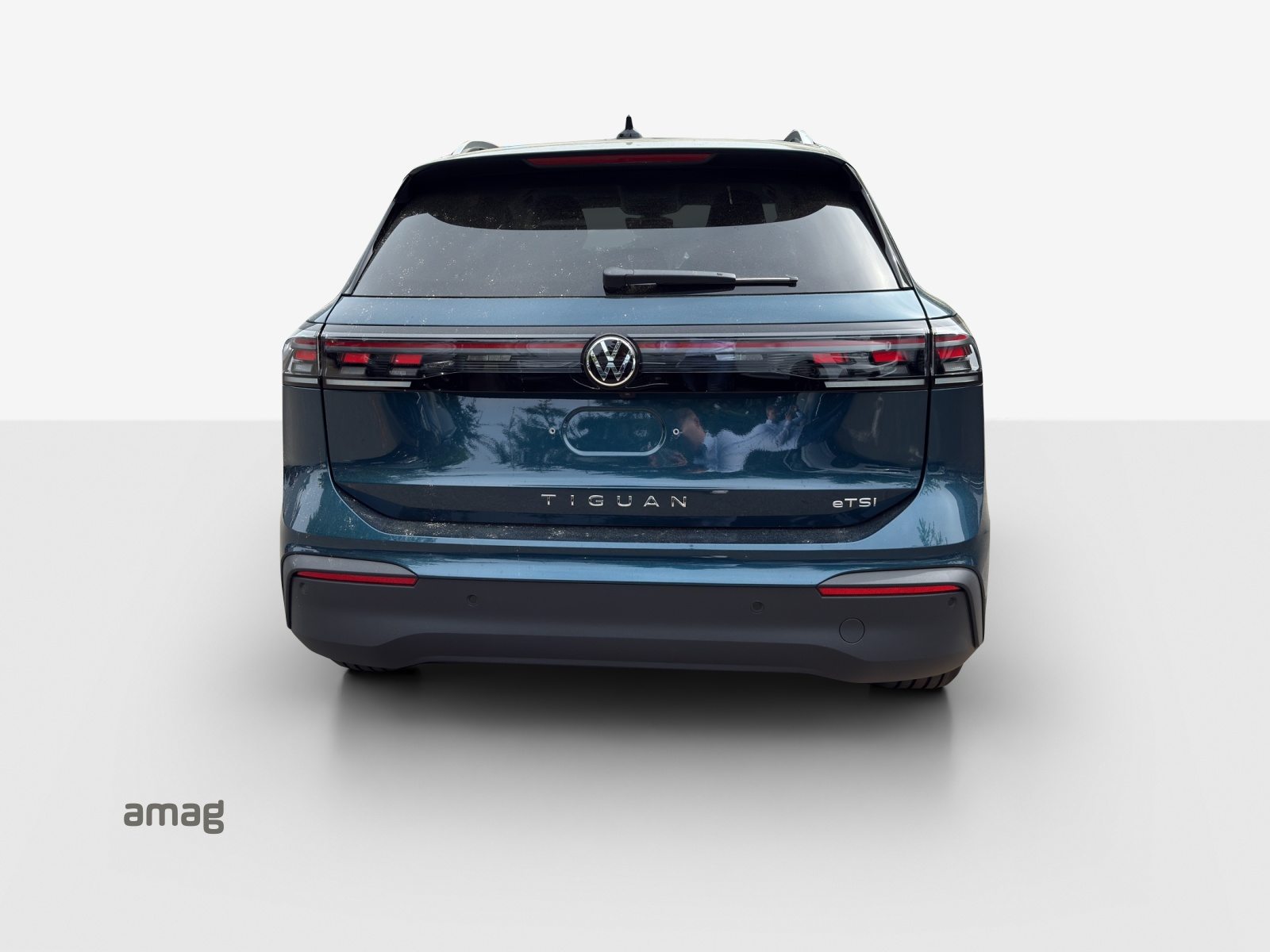 VW Tiguan UNITED, Petrol, New car, Automatic - 4