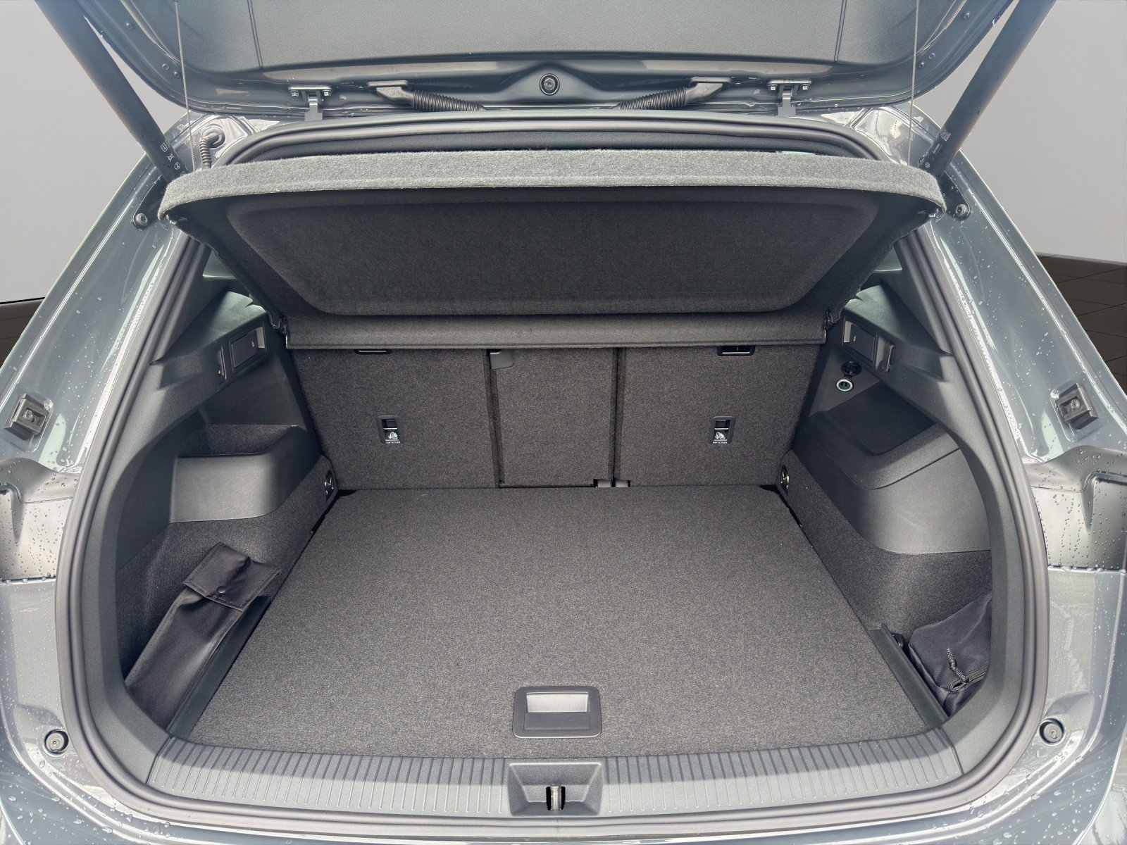 VW Tiguan 2.0 TSI DSG R-Line United 4Motion, Benzin, Neuwagen, Automatik - 6