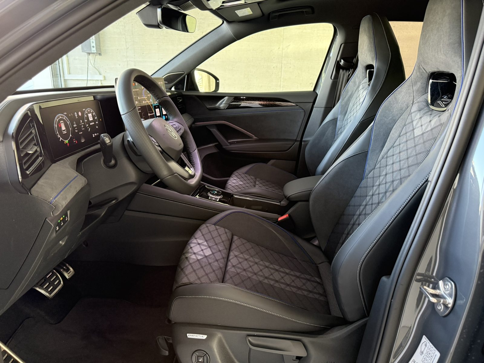 VW Tiguan R-Line, Benzina, Auto nuove, Automatico - 6