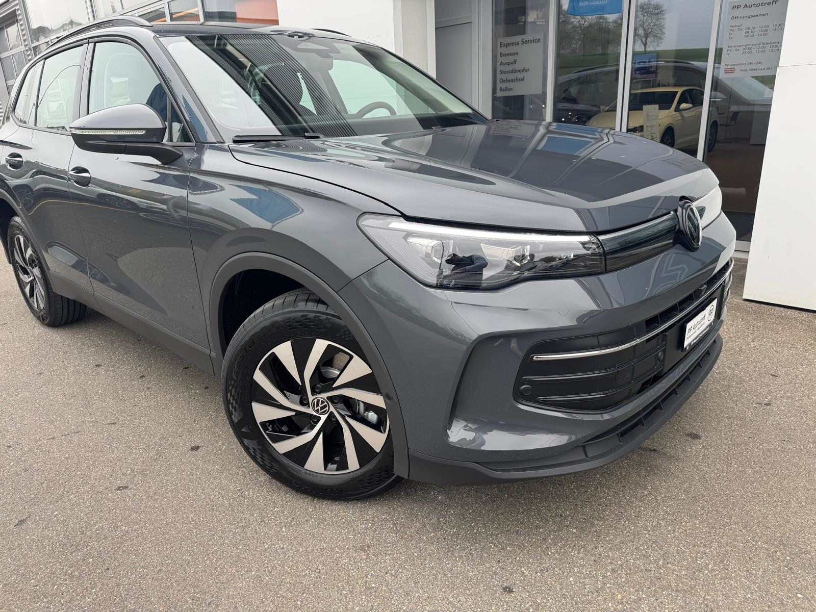VW Tiguan Life, Hybride Intégral Essence/Électricité, Voiture nouvelle, Automatique - 2