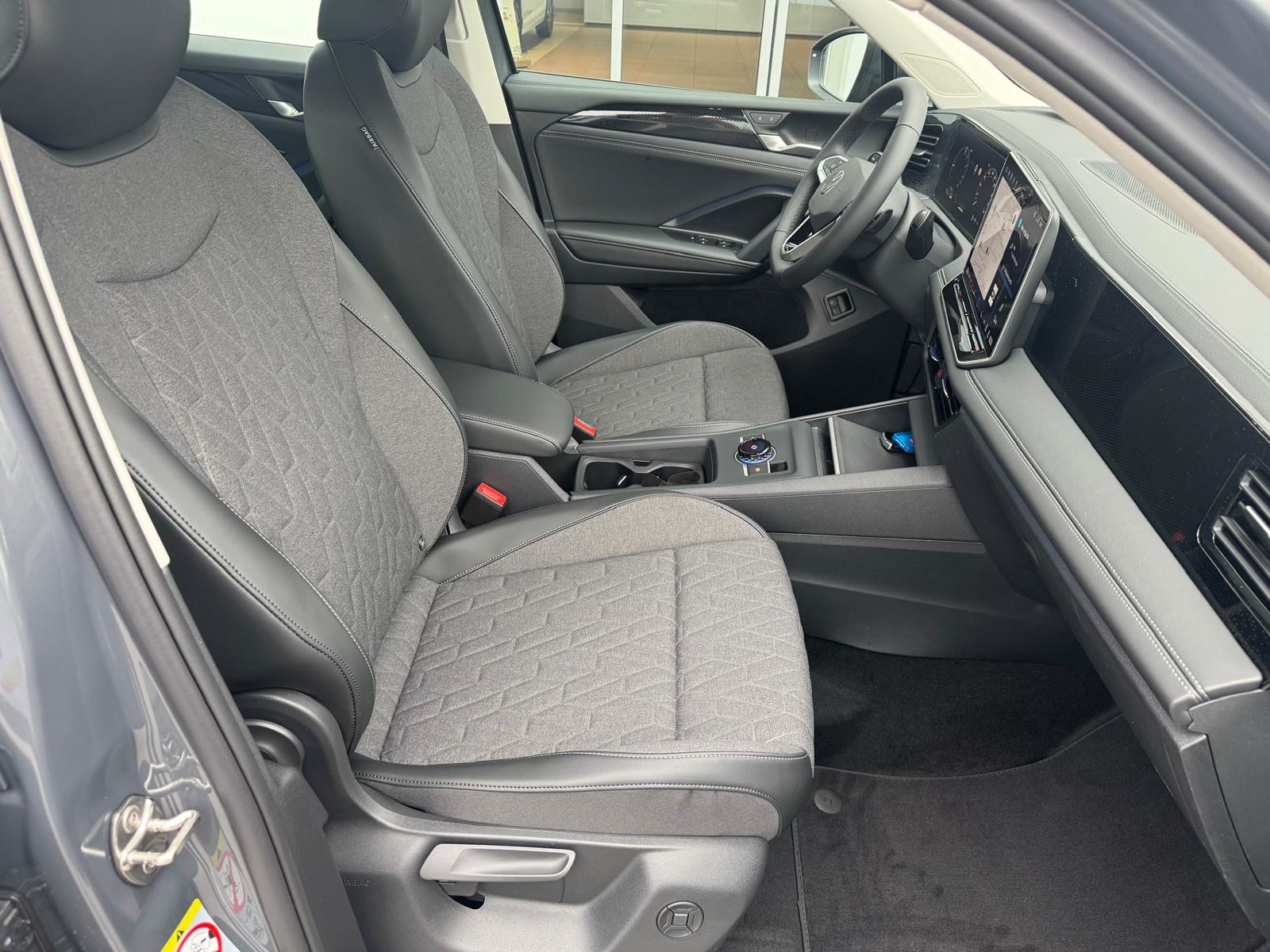 VW Tiguan Life, Hybride Intégral Essence/Électricité, Voiture nouvelle, Automatique - 3