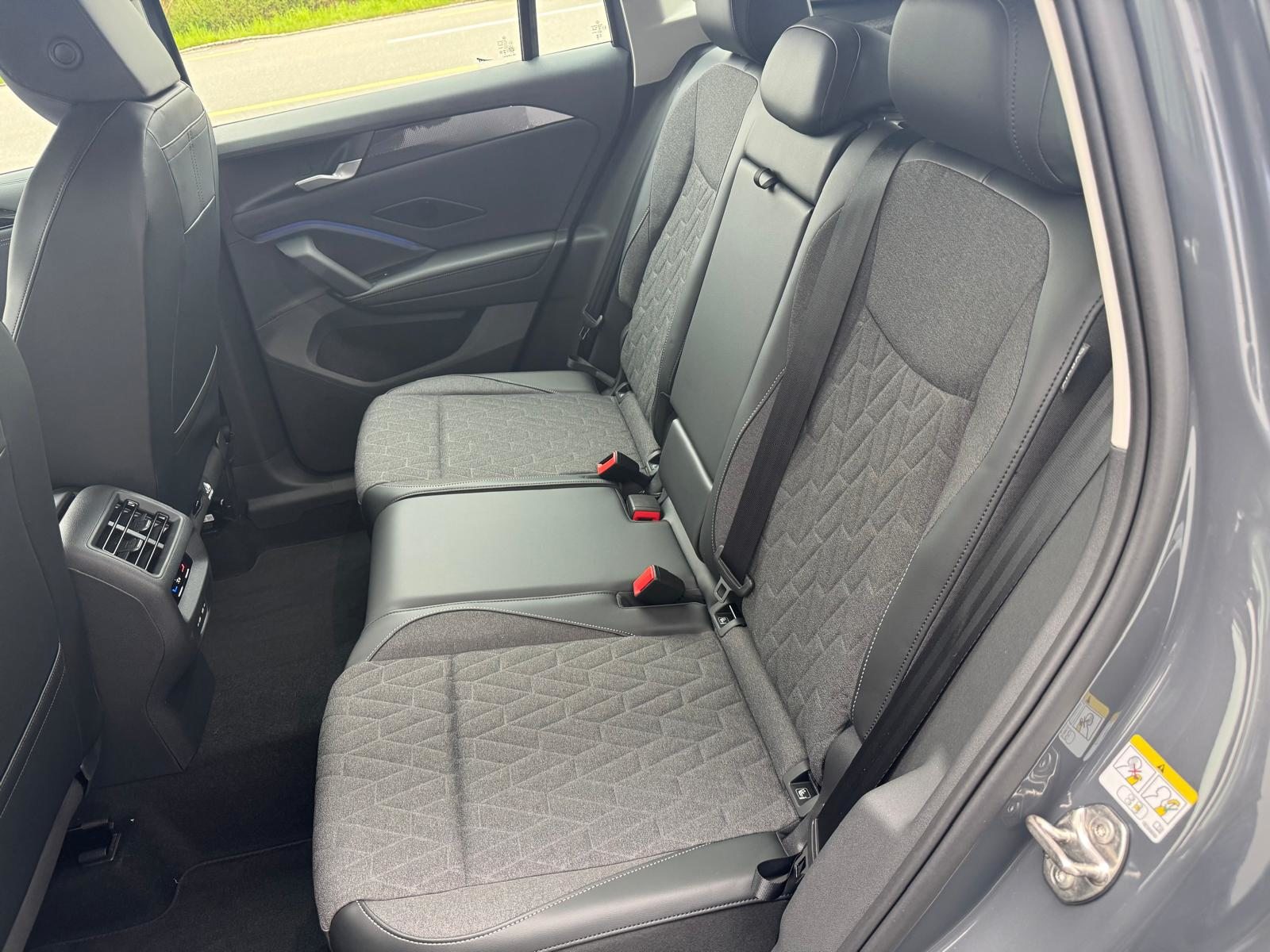 VW Tiguan Life, Hybride Intégral Essence/Électricité, Voiture nouvelle, Automatique - 7